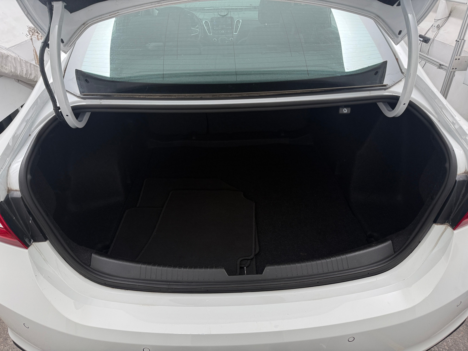 Thumbnail: 2025 Chevrolet Malibu - 7
