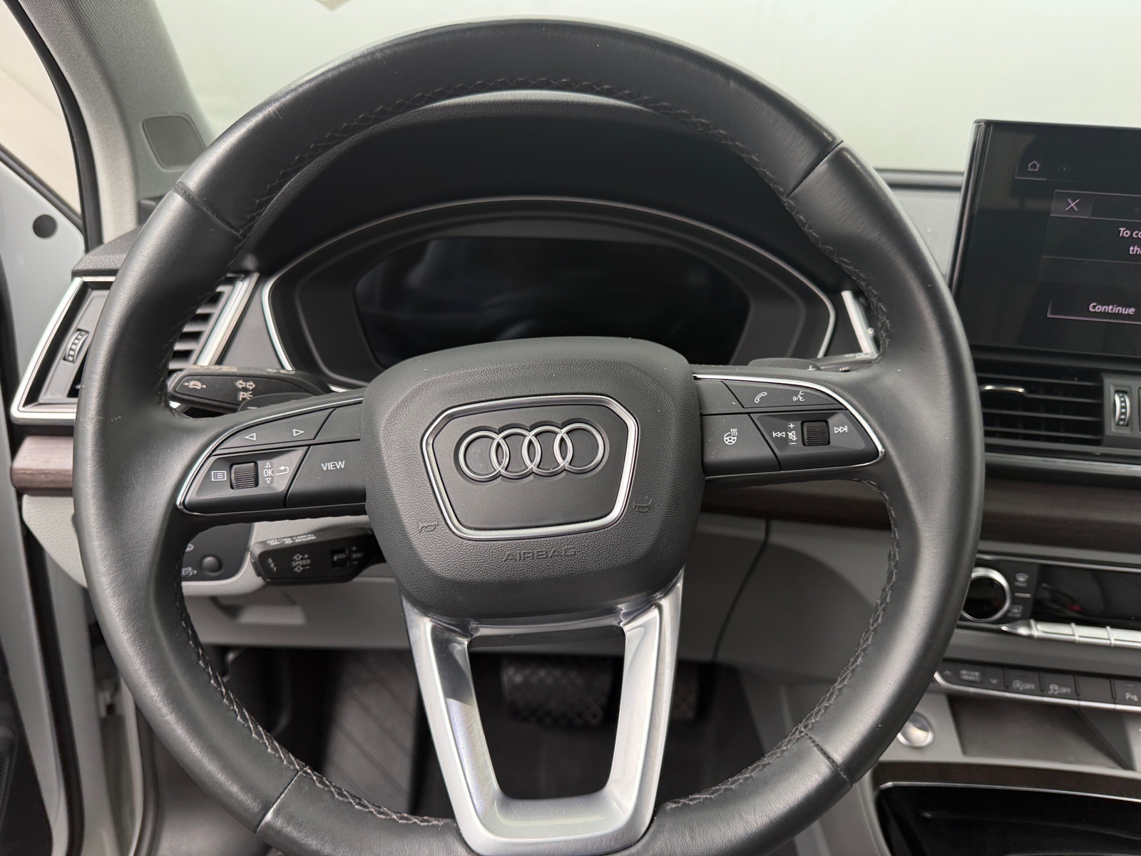 Thumbnail: 2023 Audi Q5 - 4