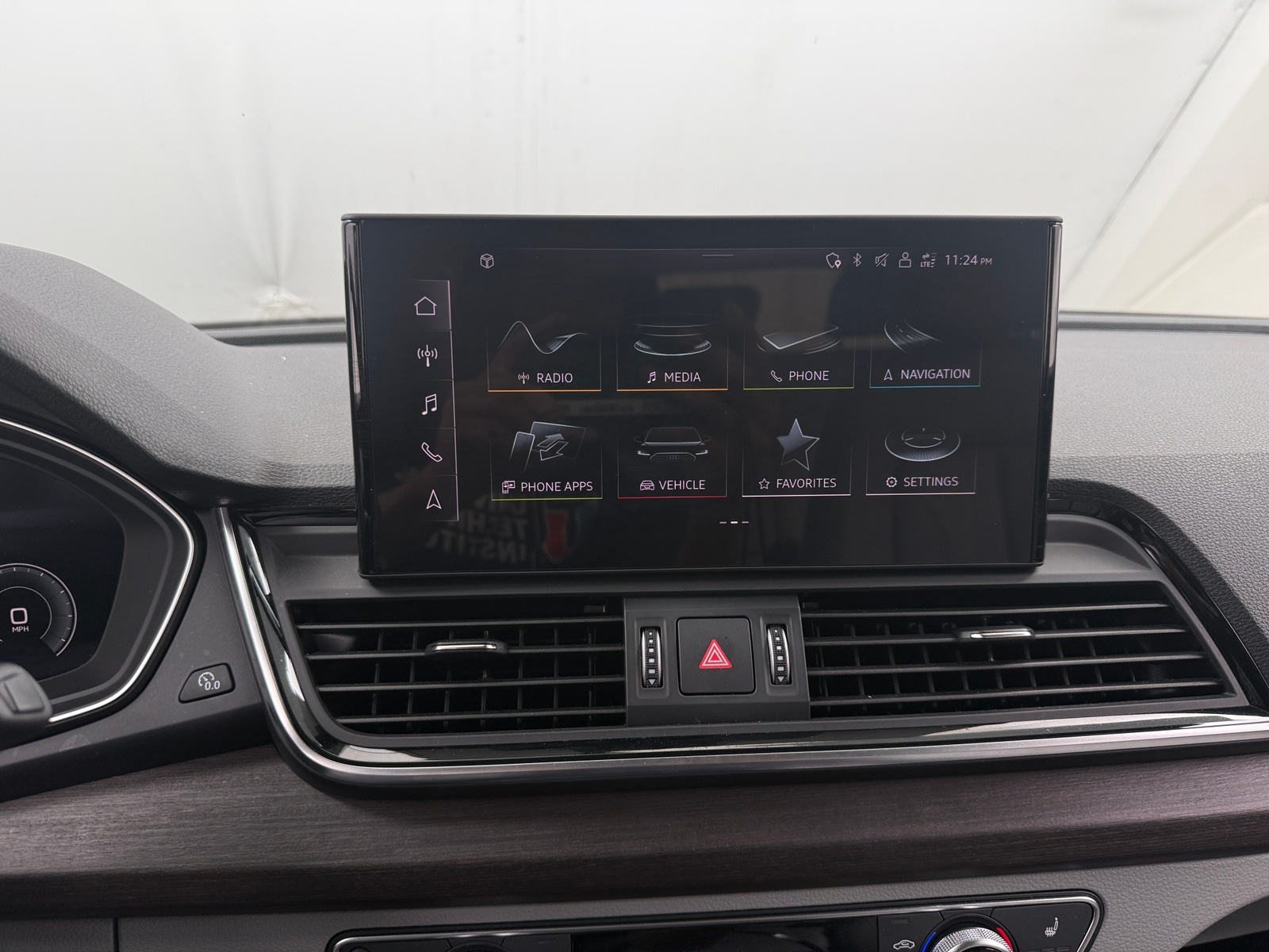 Thumbnail: 2023 Audi Q5 - 3