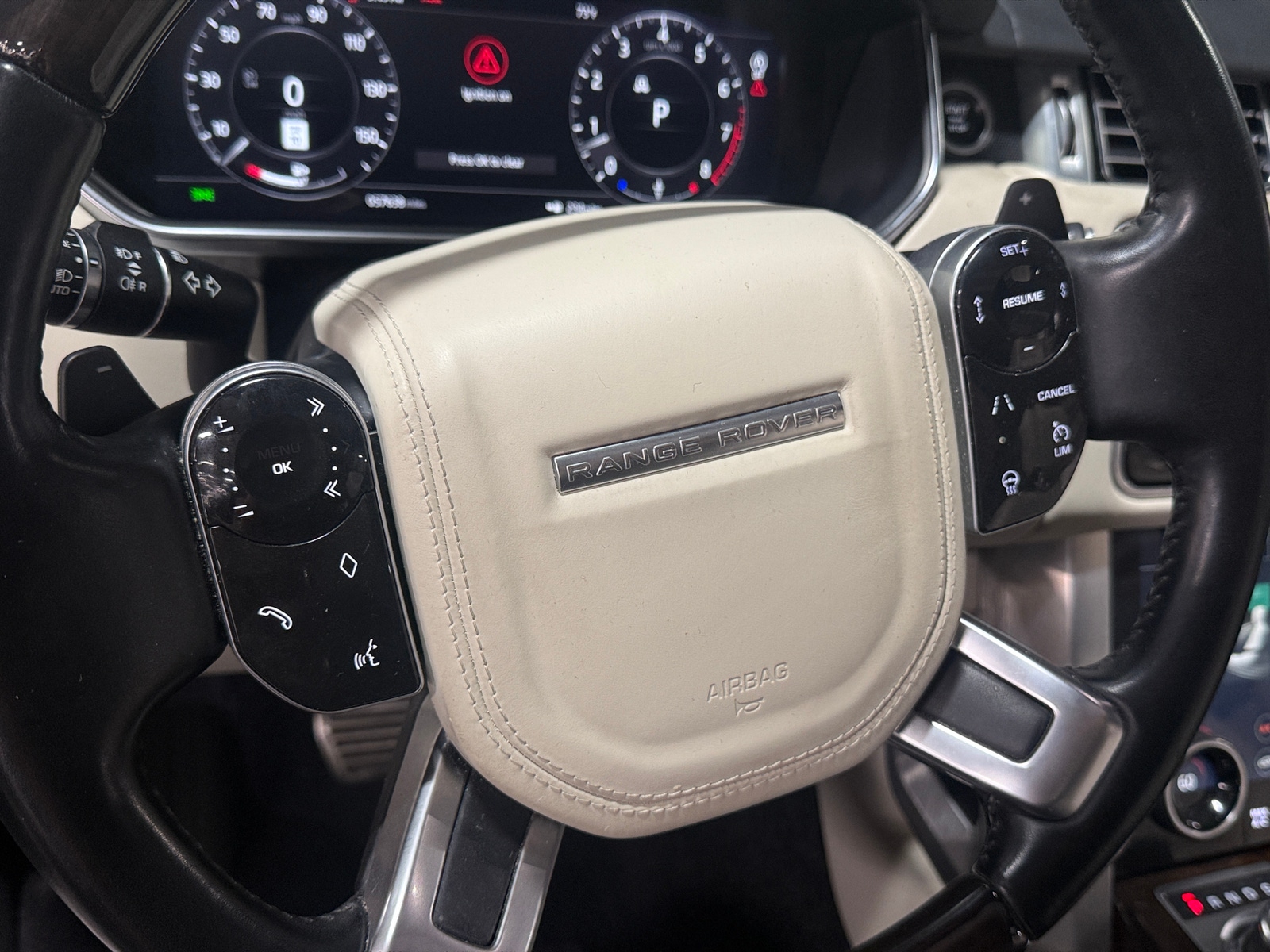 Thumbnail: 2021 Land Rover Range Rover - 4