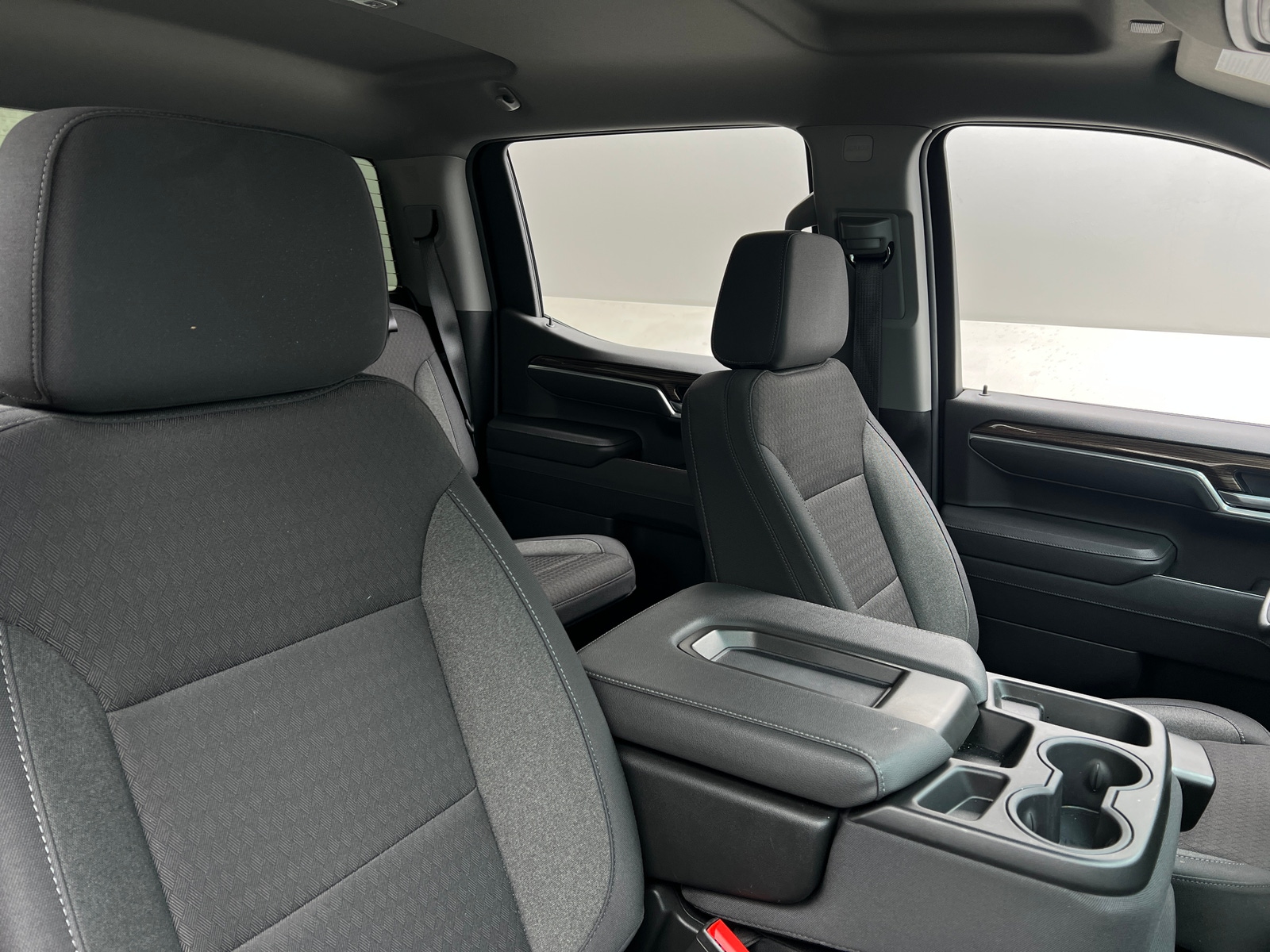 Thumbnail: 2026 Chevrolet Silverado 1500 - 2