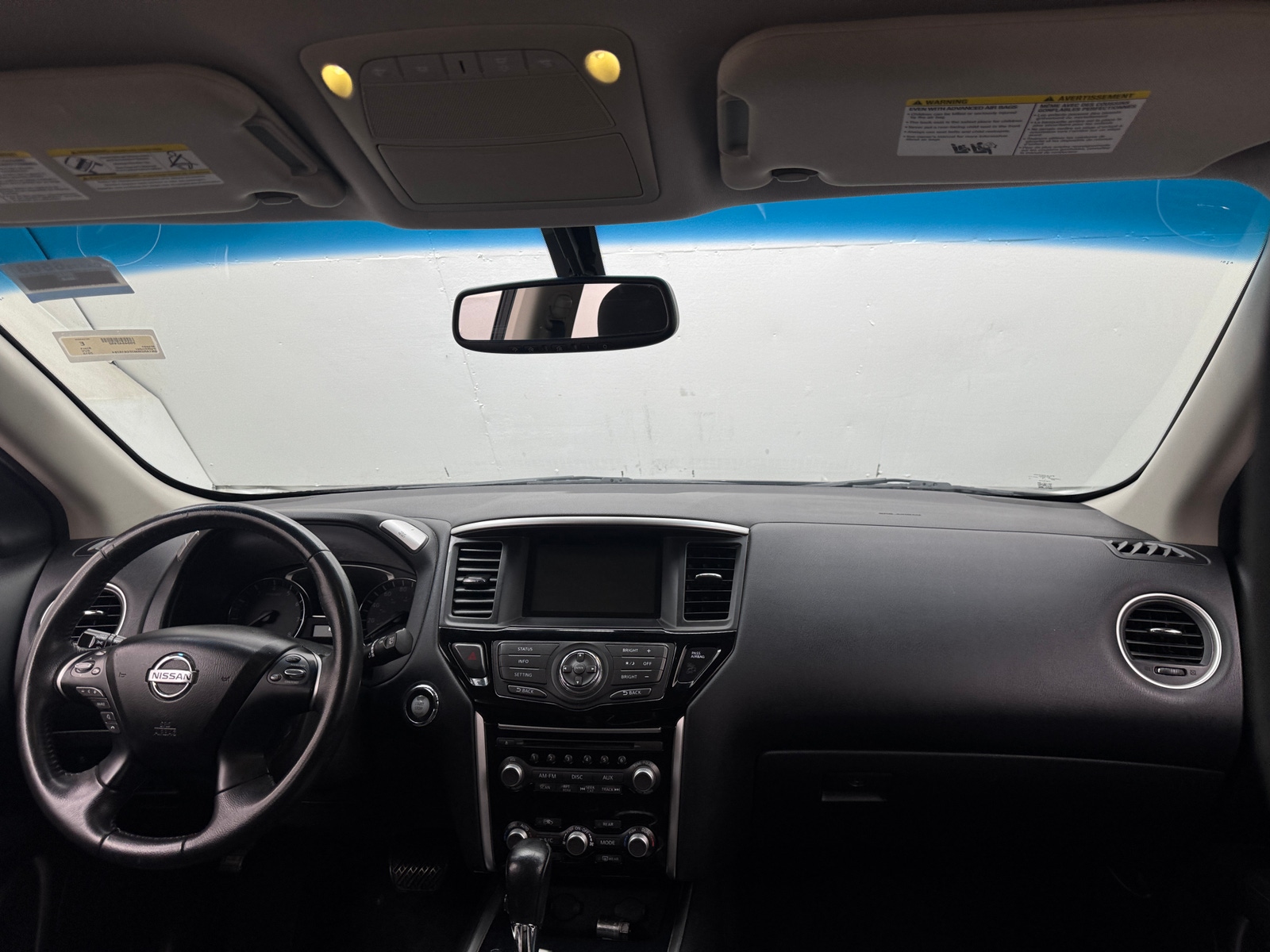 Thumbnail: 2015 Nissan Pathfinder - 3