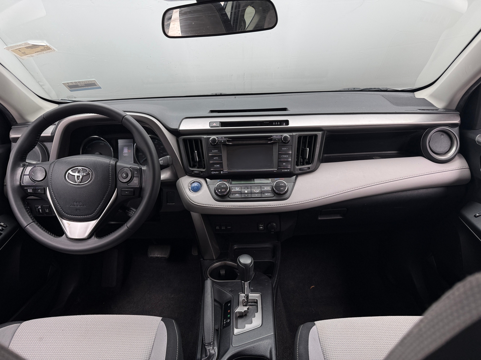 Thumbnail: 2017 Toyota RAV4 - 3