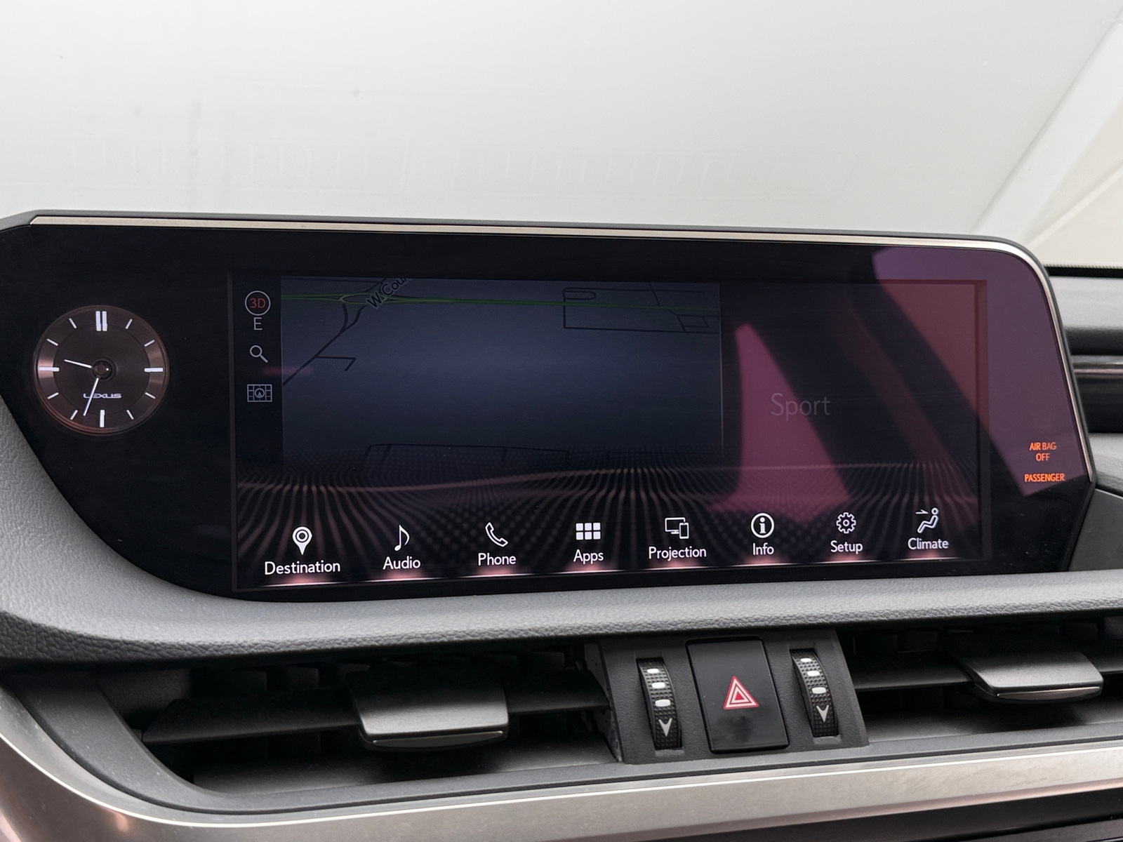 Thumbnail: 2021 Lexus ES - 4