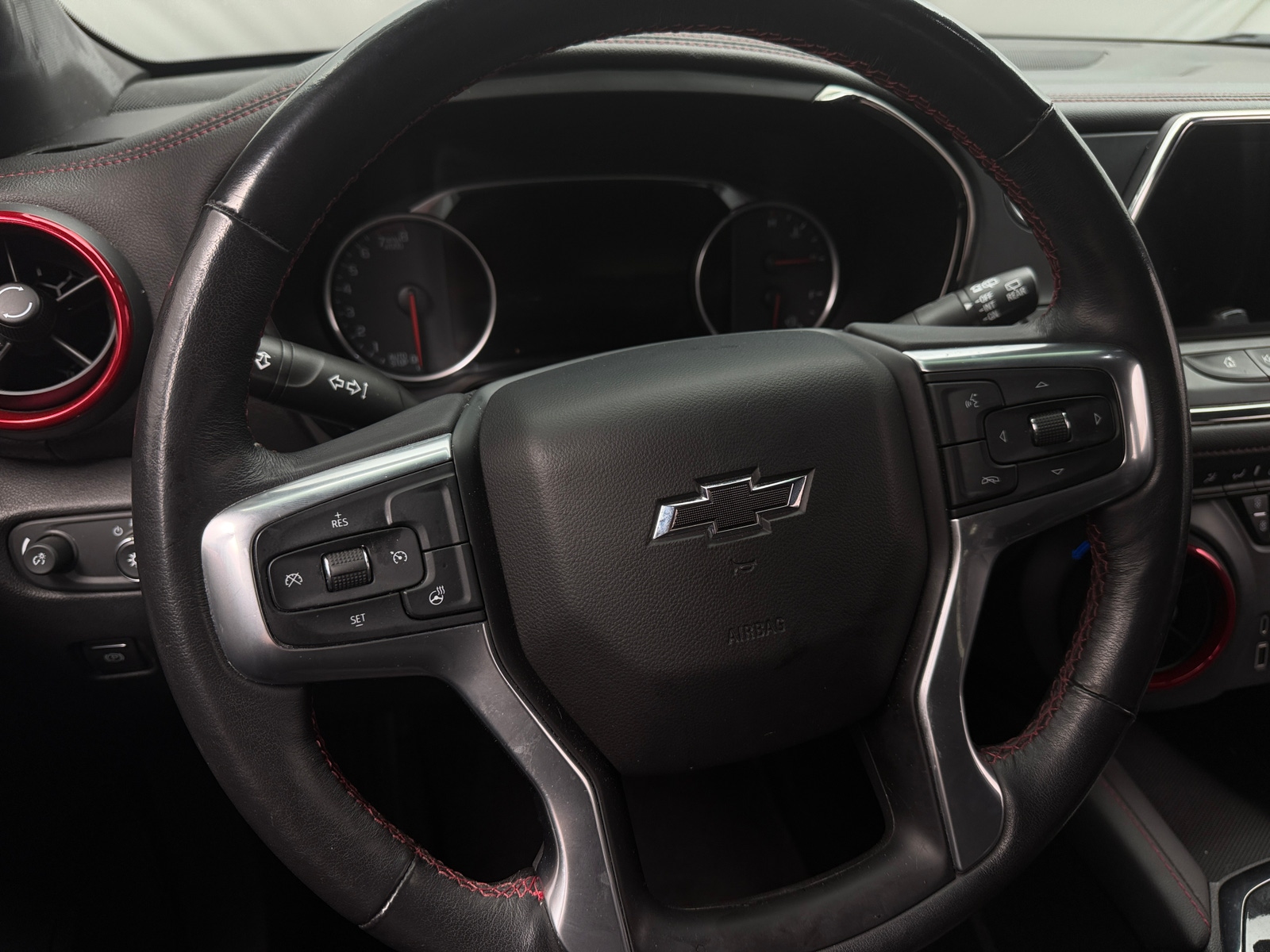 Thumbnail: 2020 Chevrolet Blazer - 4
