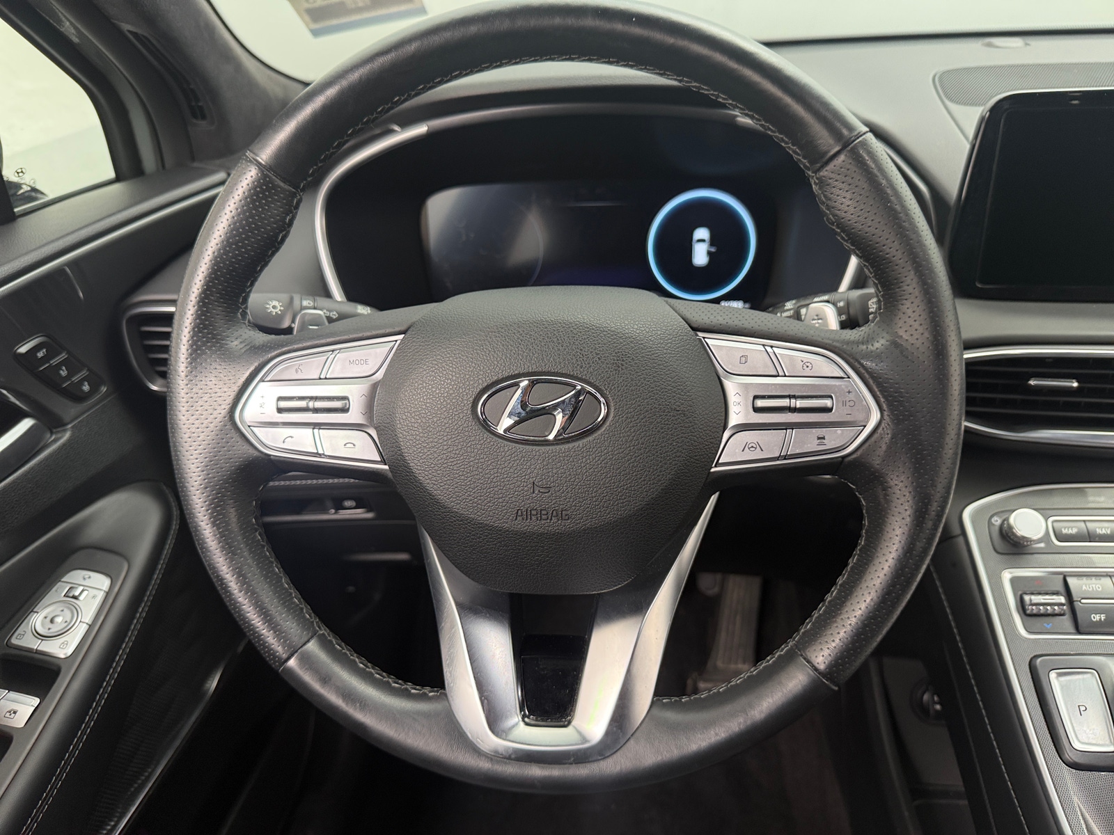 Thumbnail: 2022 Hyundai Santa Fe - 4