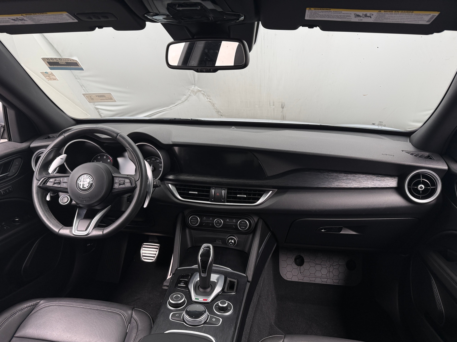 Thumbnail: 2023 Alfa Romeo Stelvio - 2