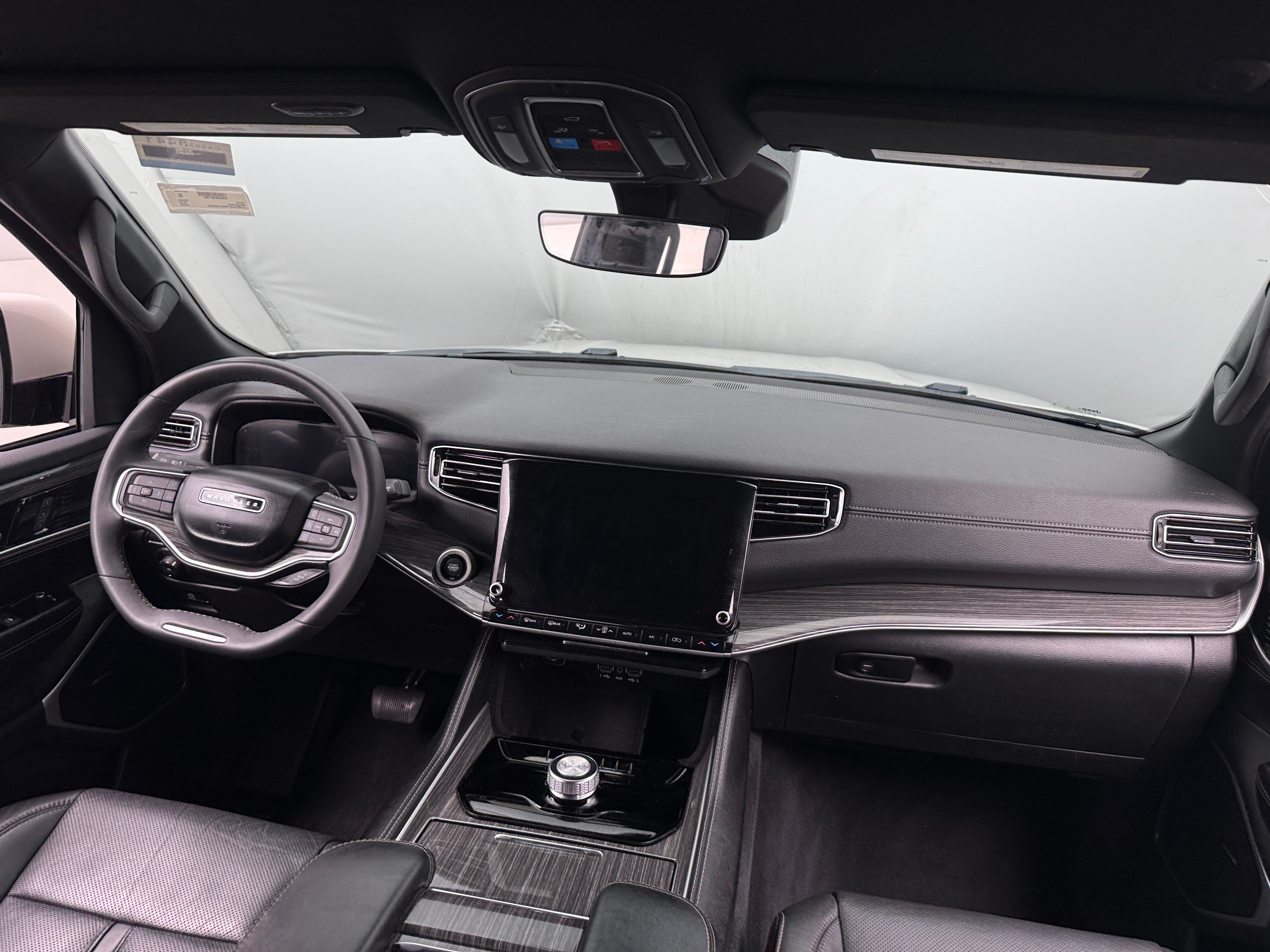 2022 Jeep Wagoneer Series II - Photo 6