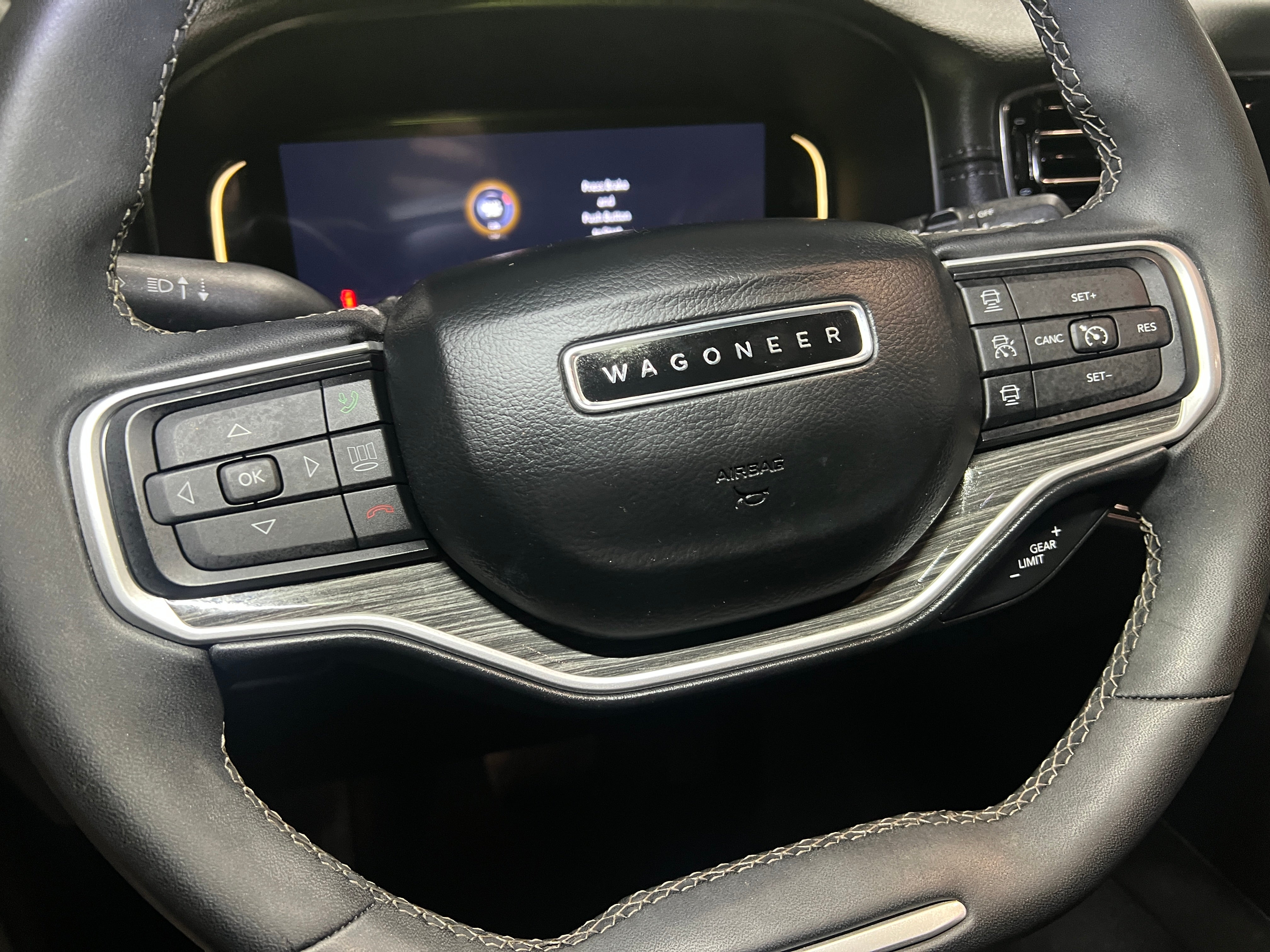 2022 Jeep Wagoneer Series II - Photo 8