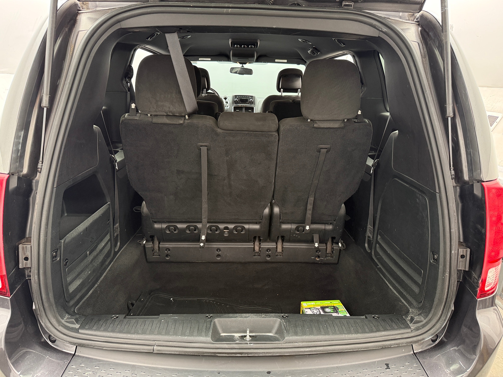 Thumbnail: 2015 Dodge Grand Caravan - 7