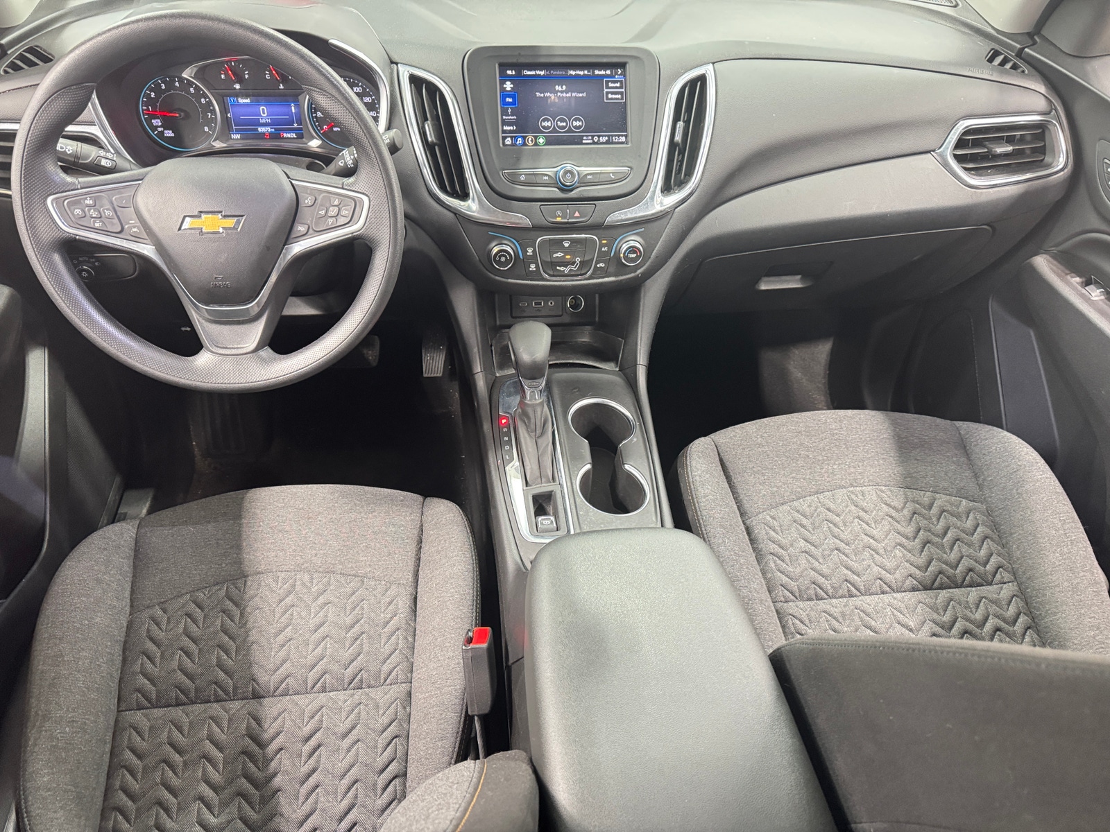 Thumbnail: 2022 Chevrolet Equinox - 3