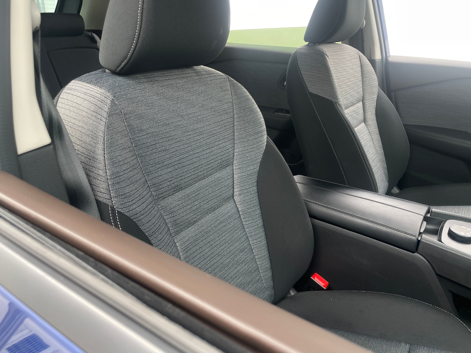 Thumbnail: 2023 Nissan Rogue - 2