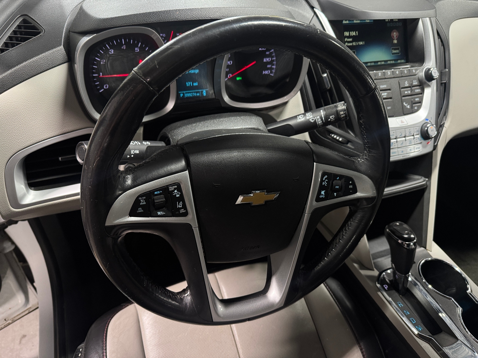Thumbnail: 2017 Chevrolet Equinox - 4
