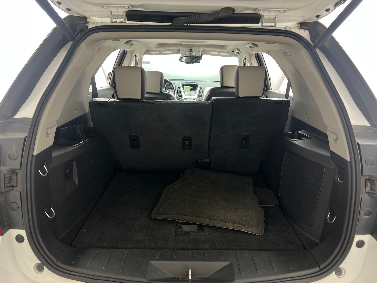 Thumbnail: 2017 Chevrolet Equinox - 6