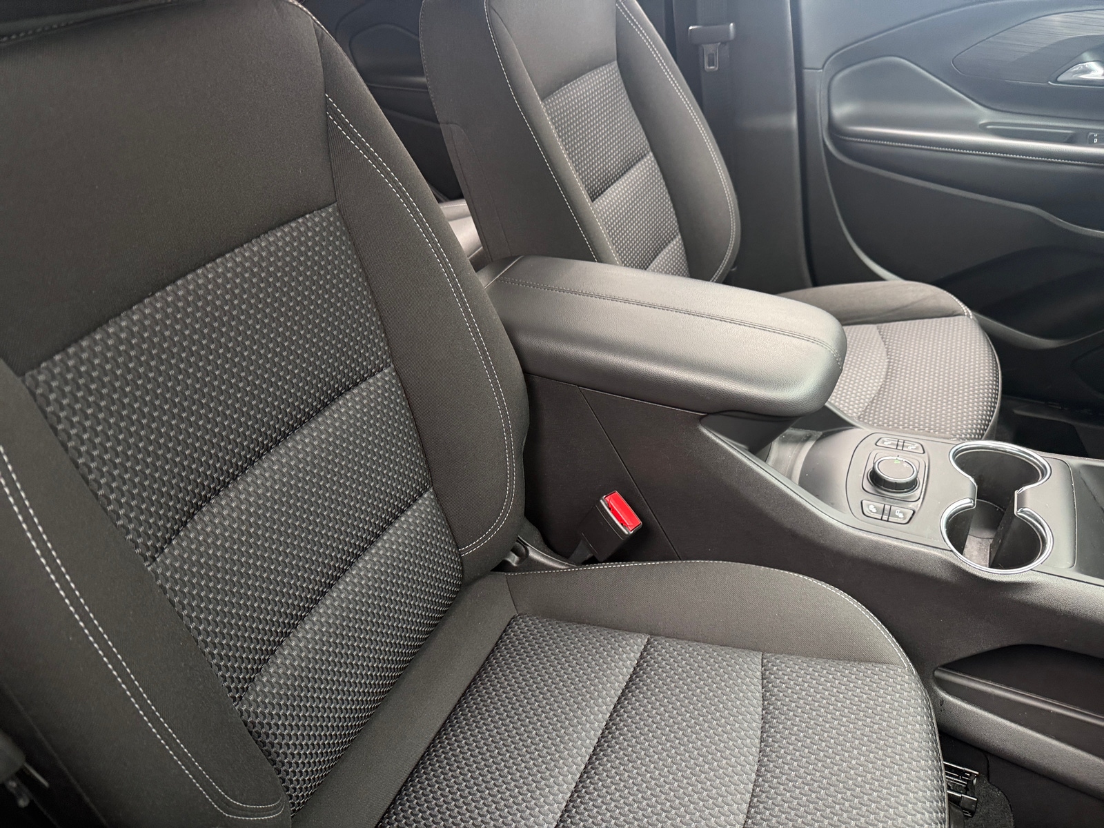 Thumbnail: 2024 GMC Terrain - 2