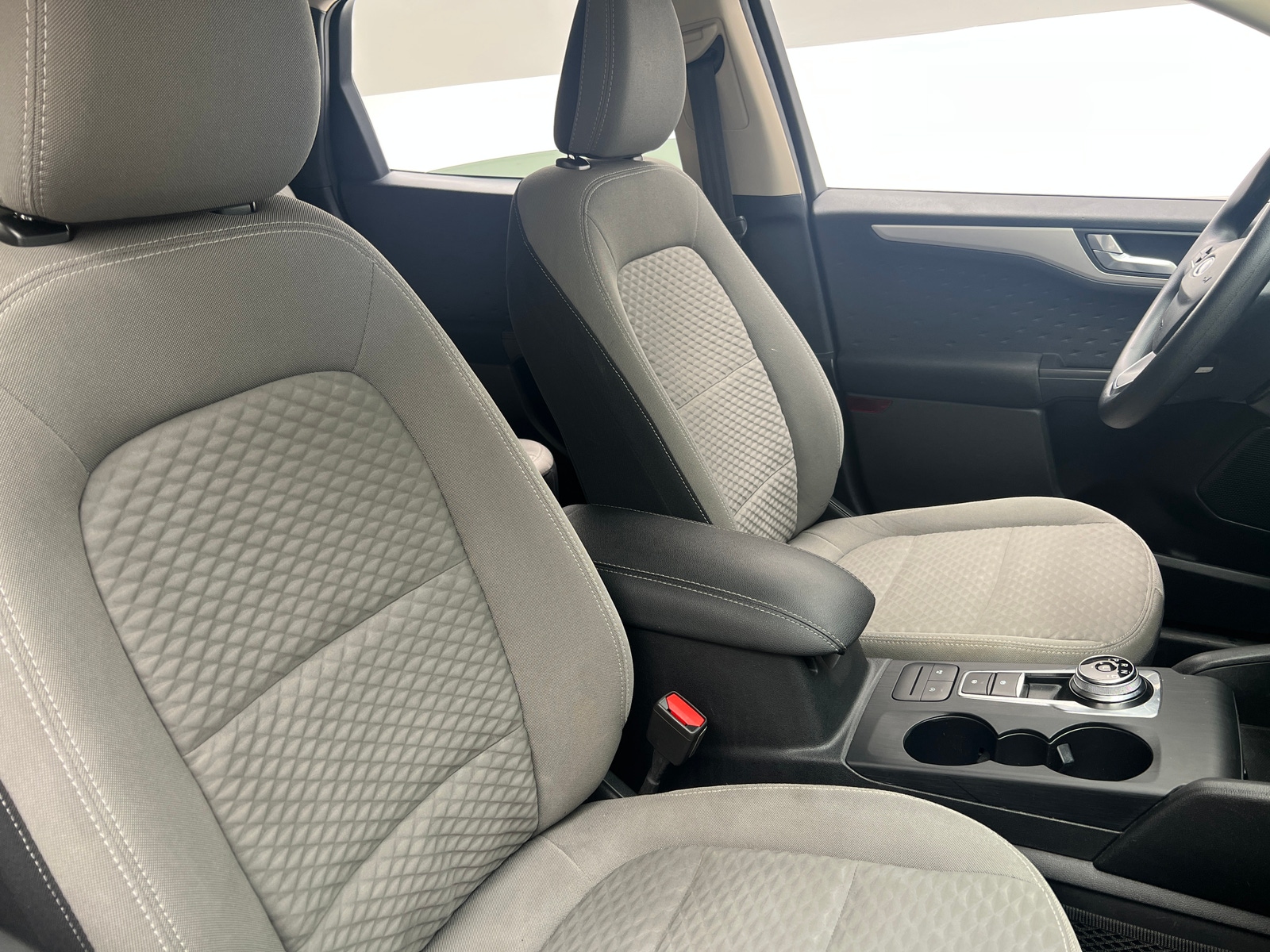 Thumbnail: 2020 Ford Escape - 2
