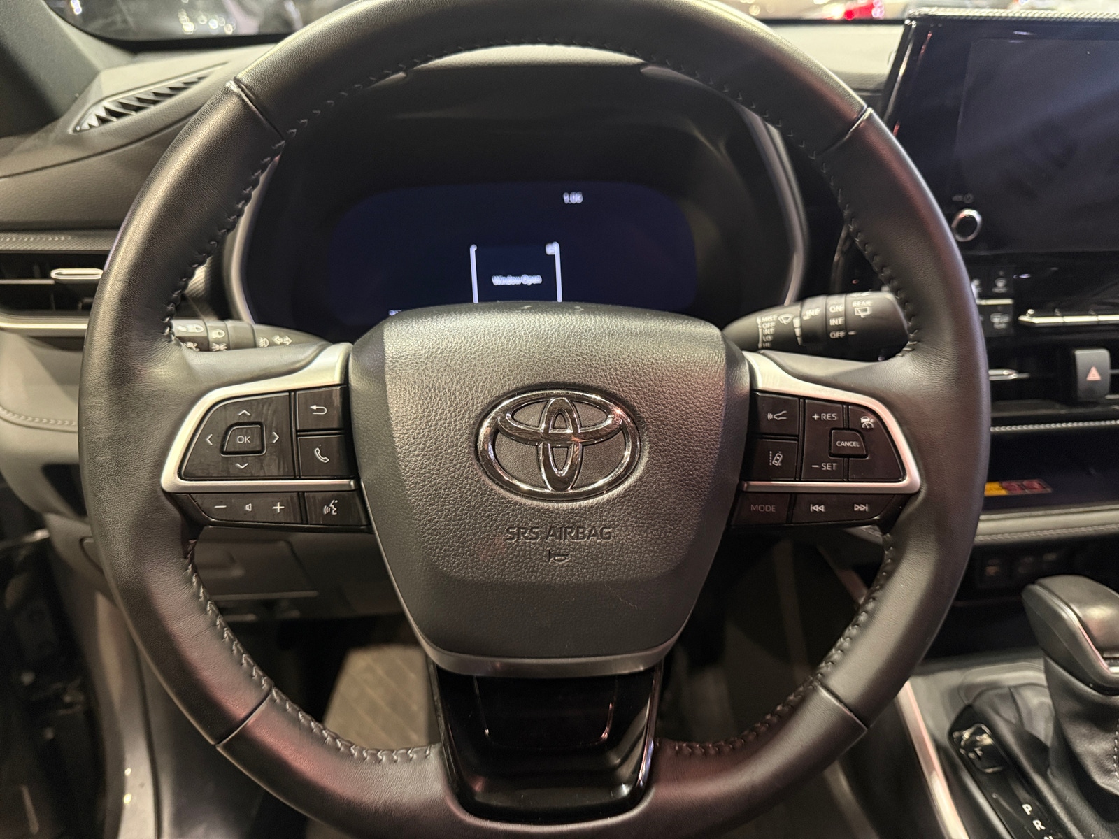 Thumbnail: 2025 Toyota Highlander - 5