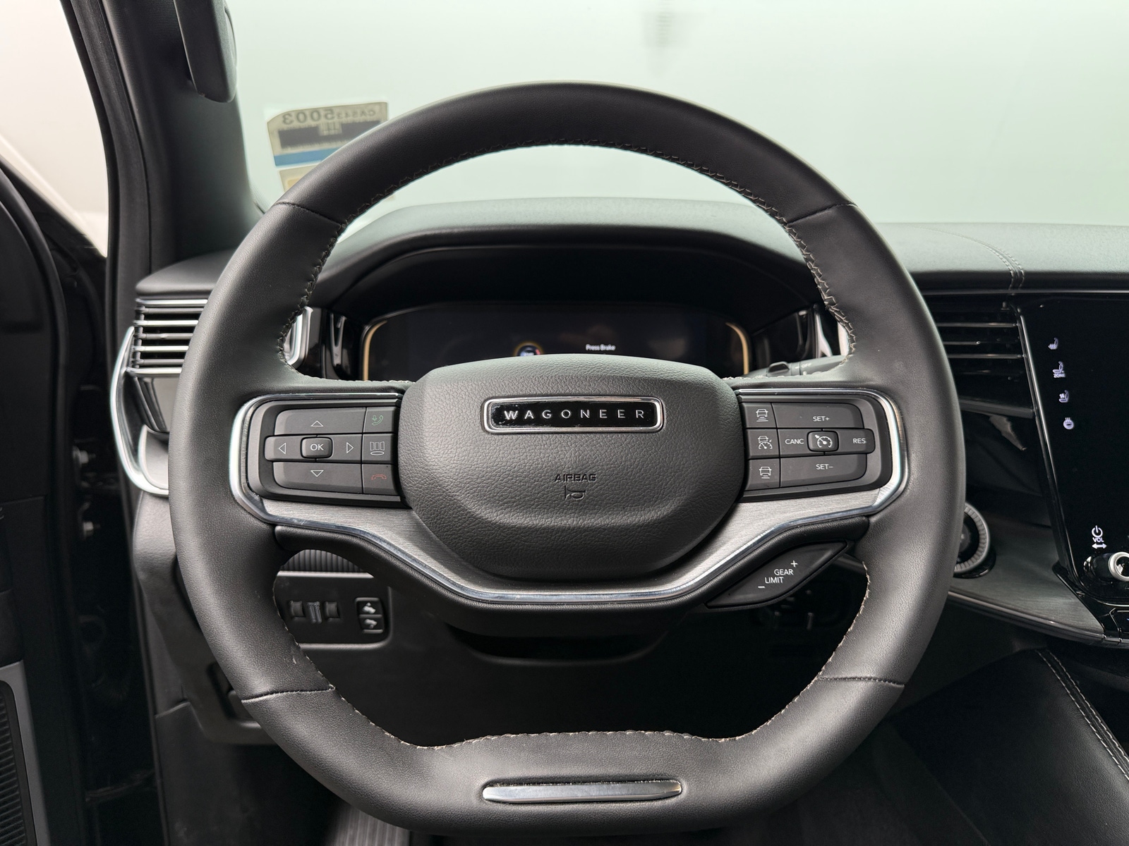 Thumbnail: 2023 Jeep Wagoneer - 4
