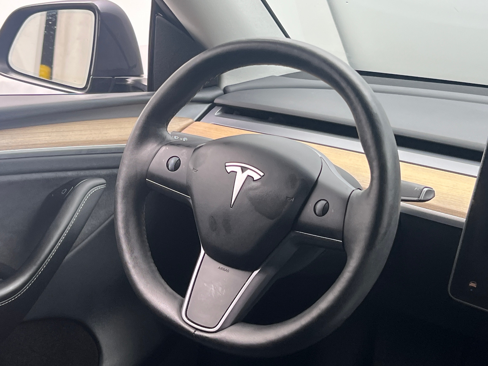 Thumbnail: 2024 Tesla Model Y - 4