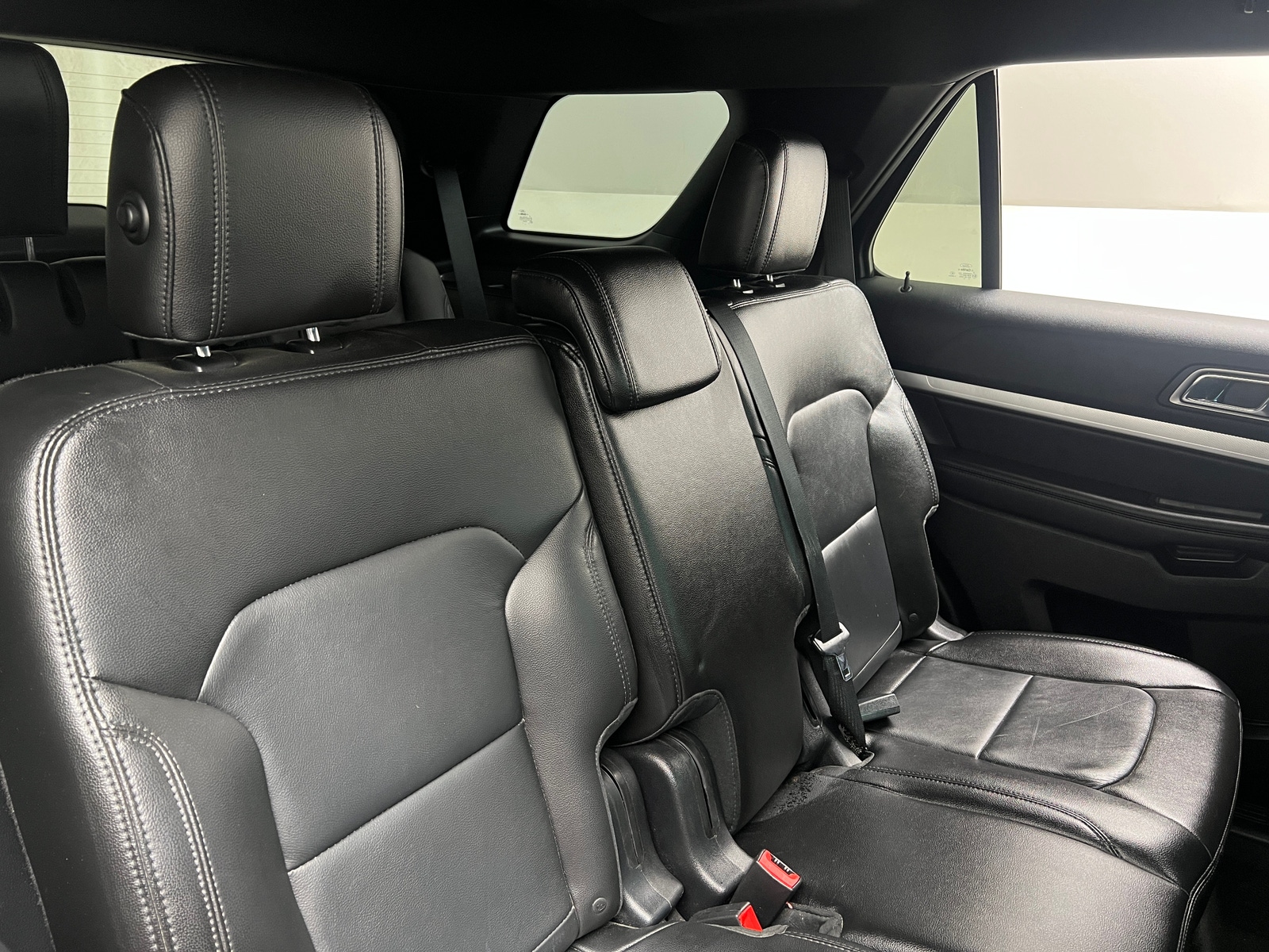 Thumbnail: 2016 Ford Explorer - 6