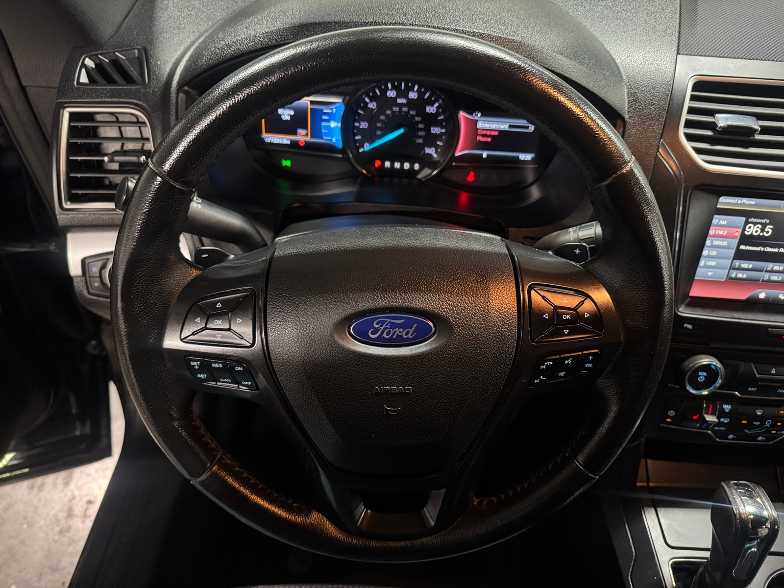 Thumbnail: 2016 Ford Explorer - 5