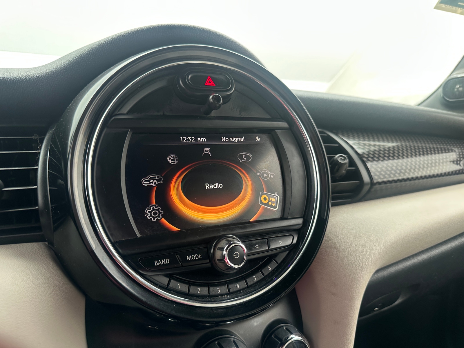 Thumbnail: 2016 MINI Cooper Convertible - 3