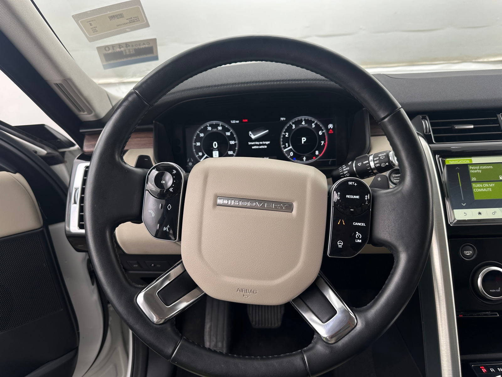 Thumbnail: 2019 Land Rover Discovery - 4