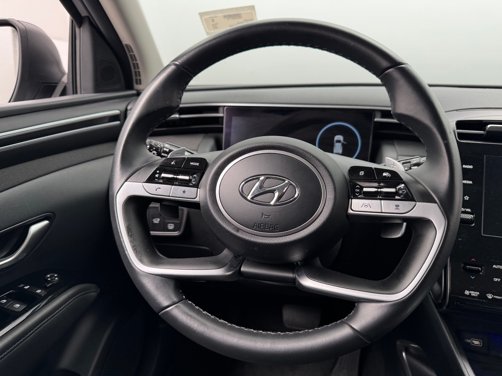 Thumbnail: 2022 Hyundai Tucson - 5