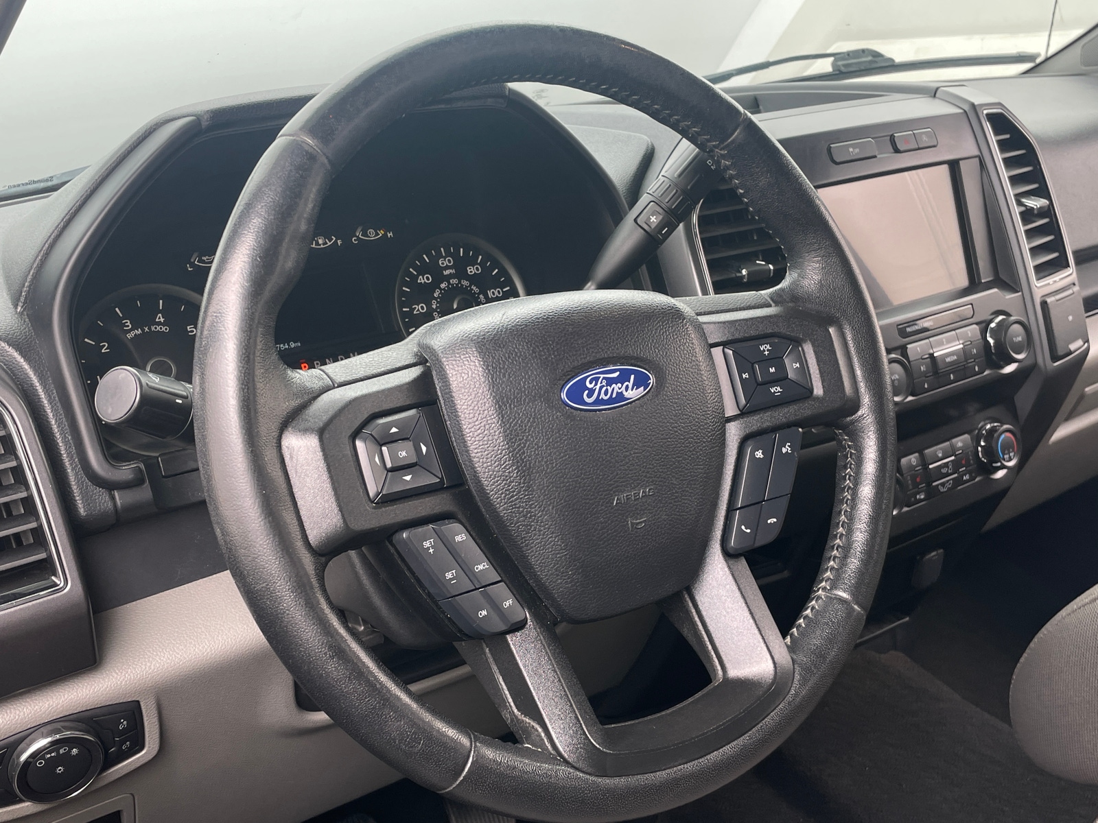Thumbnail: 2020 Ford Econoline - 5