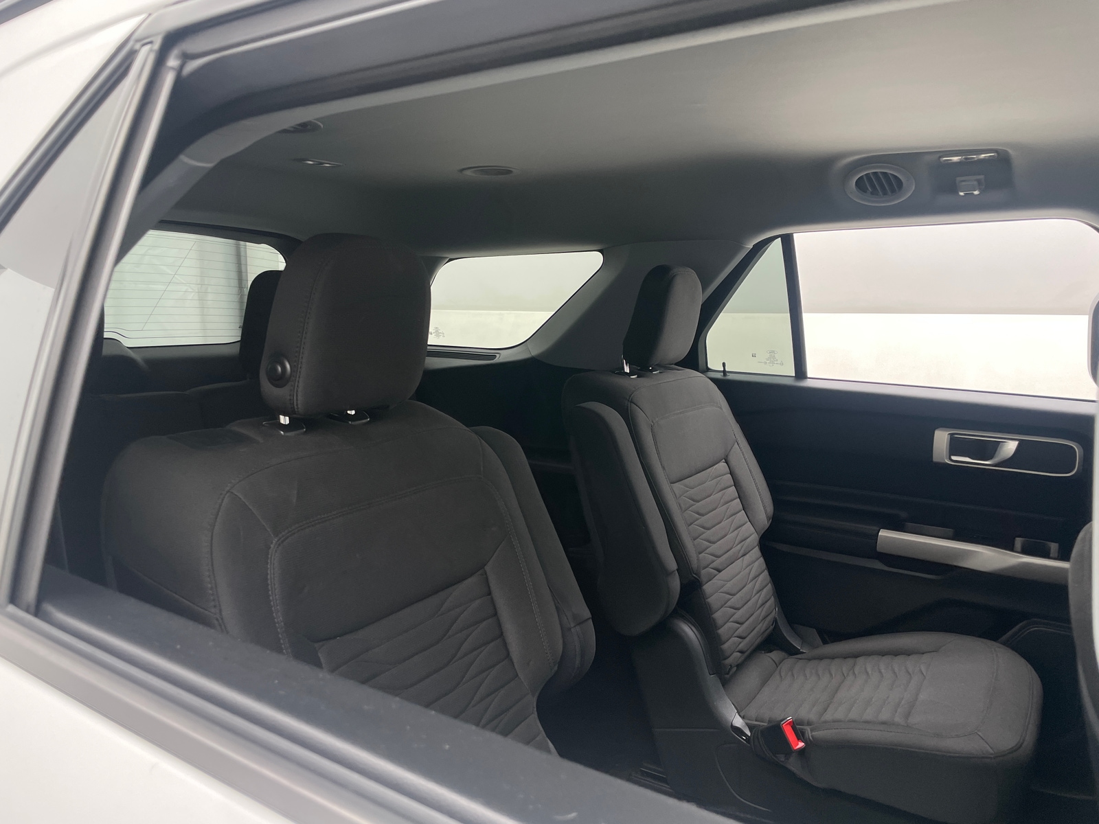 Thumbnail: 2020 Ford Explorer - 6
