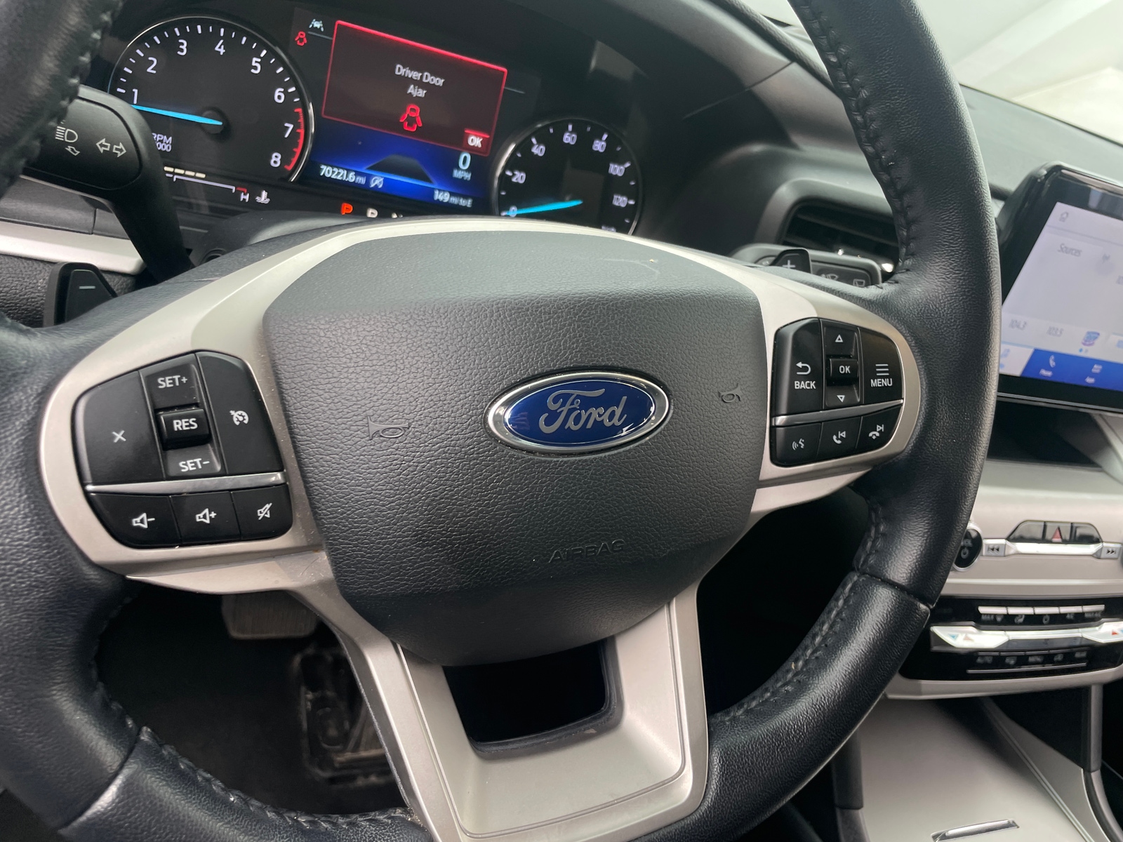 Thumbnail: 2020 Ford Explorer - 5