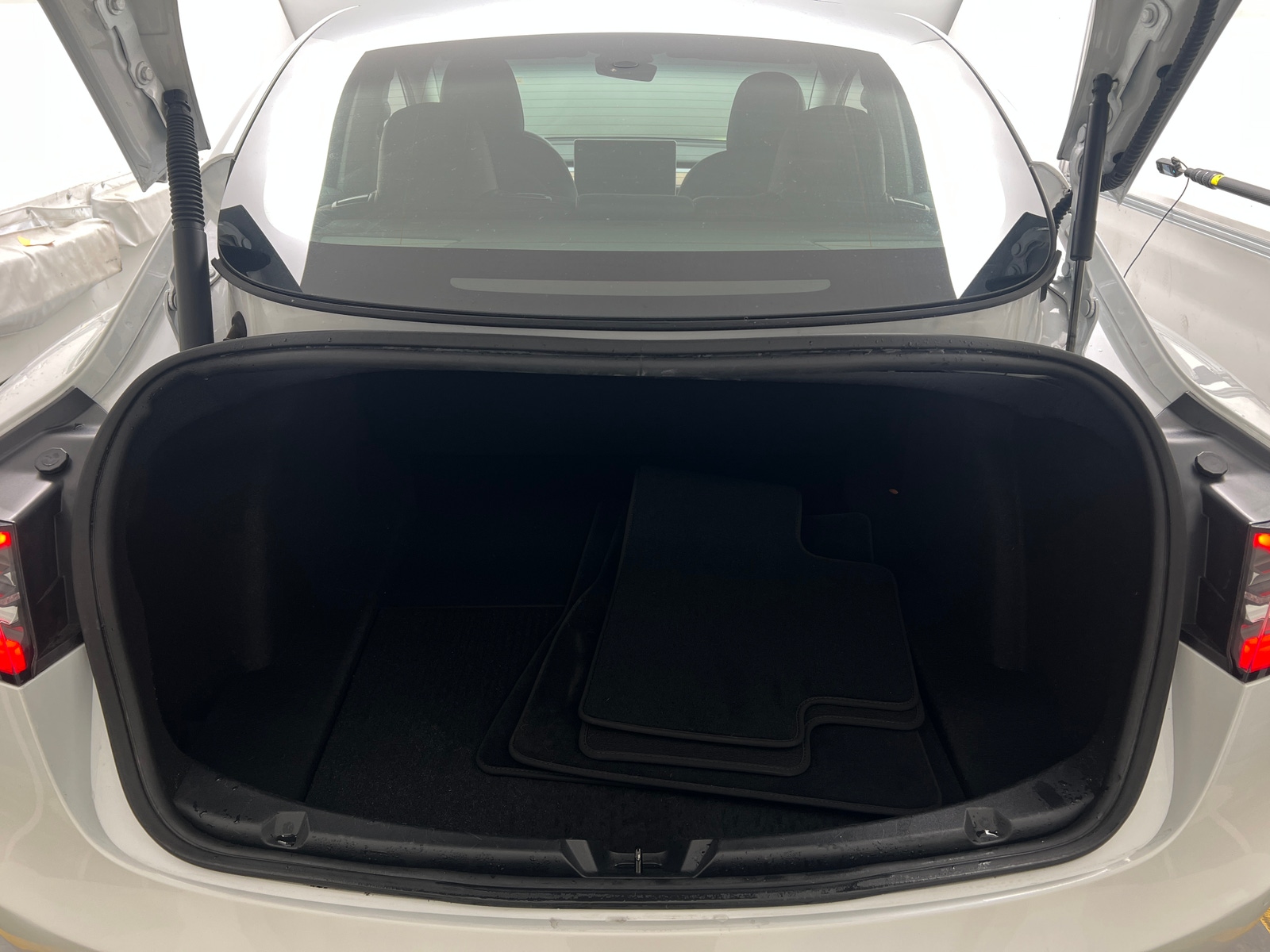 Thumbnail: 2022 Tesla Model 3 - 6