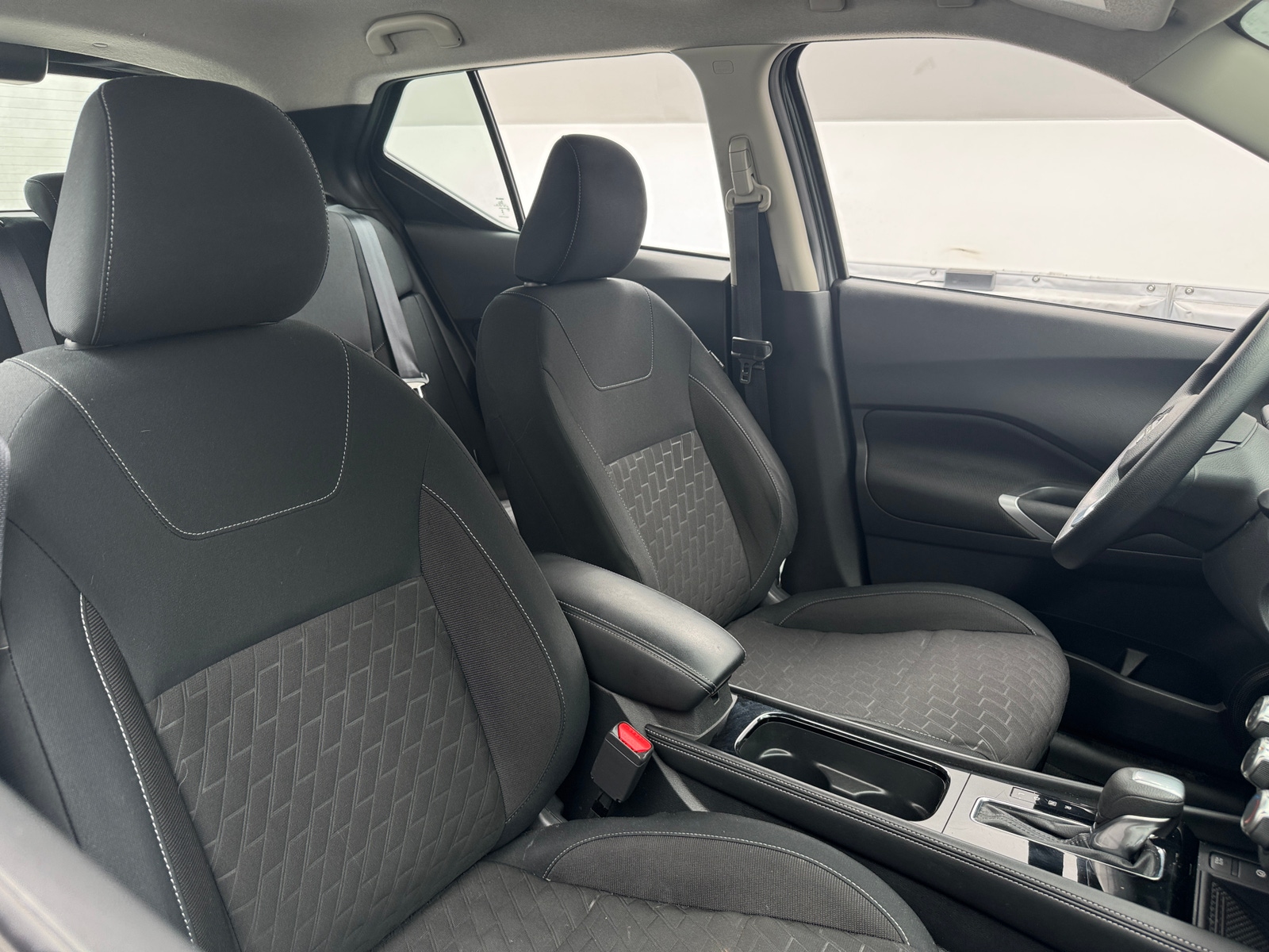 Thumbnail: 2023 Nissan Kicks - 2