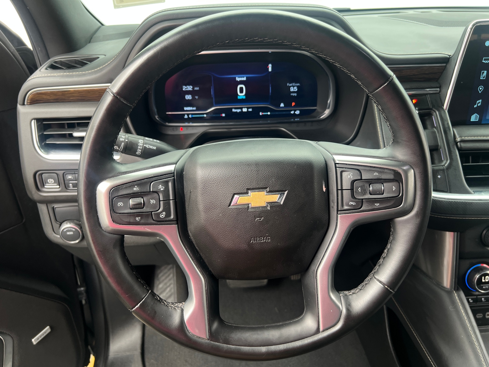 Thumbnail: 2024 Chevrolet Tahoe - 4