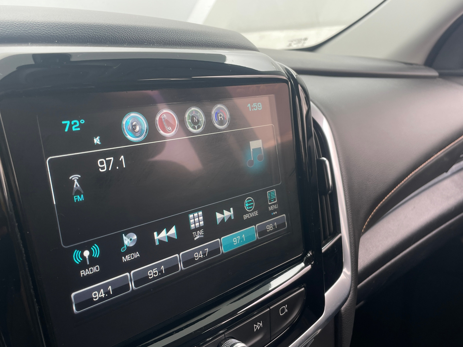 Thumbnail: 2019 Chevrolet Traverse - 4