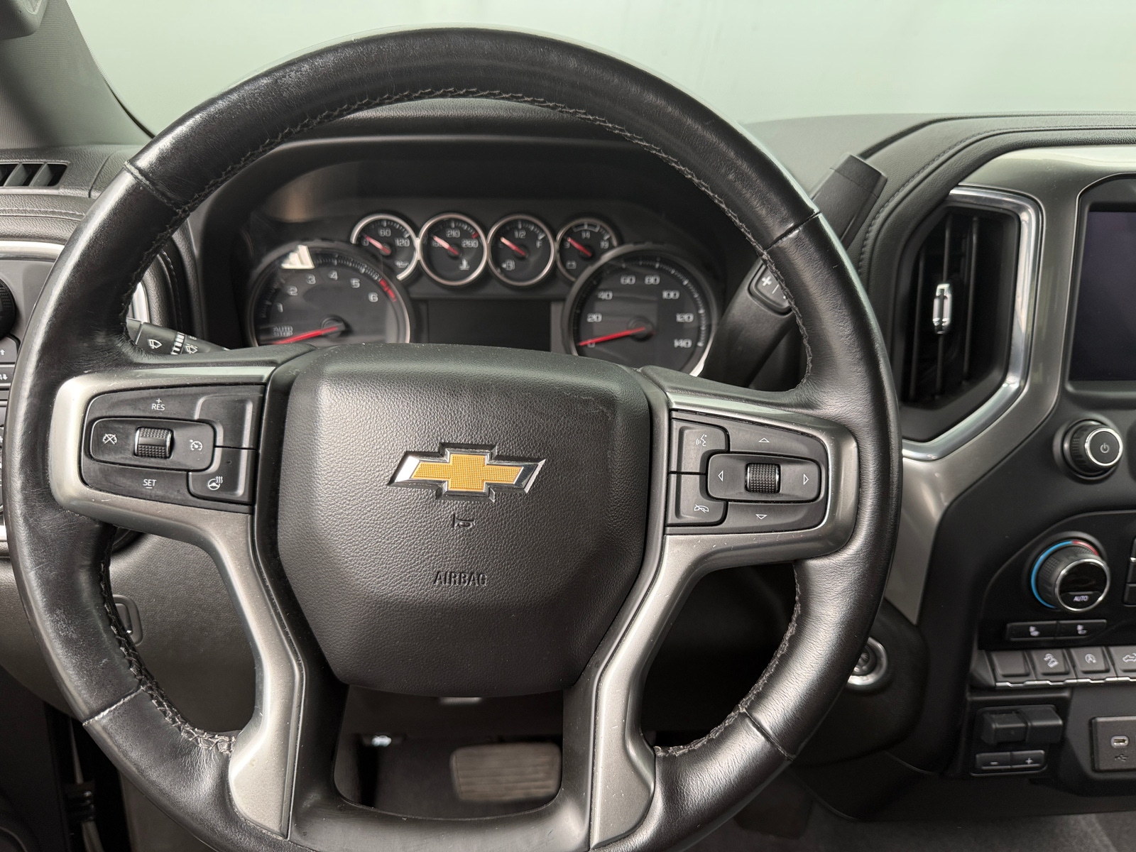 Thumbnail: 2021 Chevrolet Silverado 1500 - 5