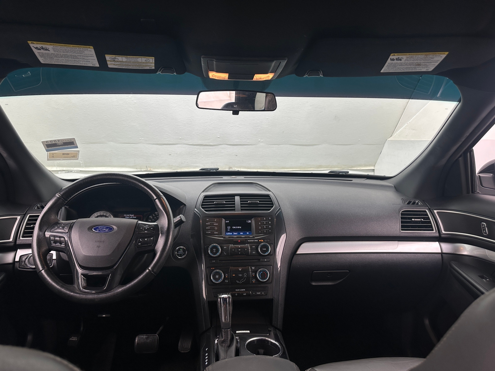 Thumbnail: 2017 Ford Explorer - 3