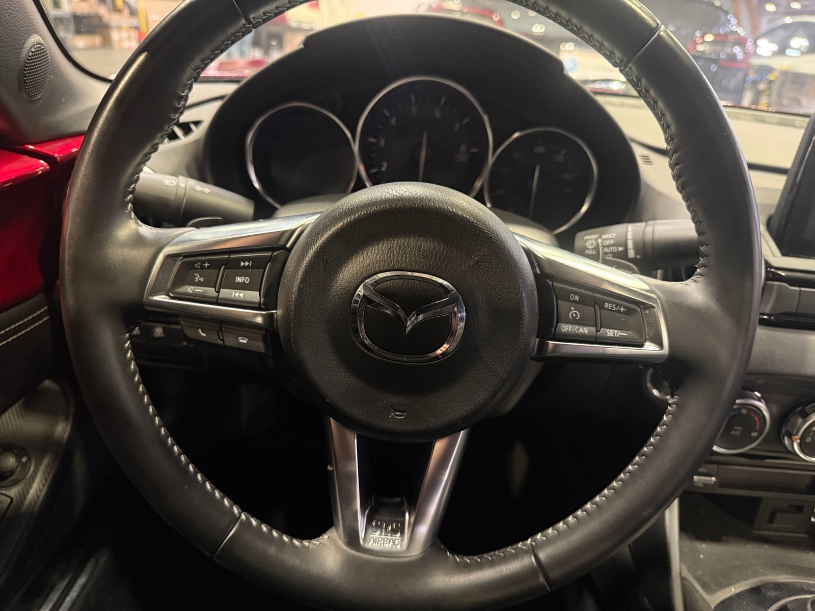 Thumbnail: 2021 Mazda MX-5 Miata - 4