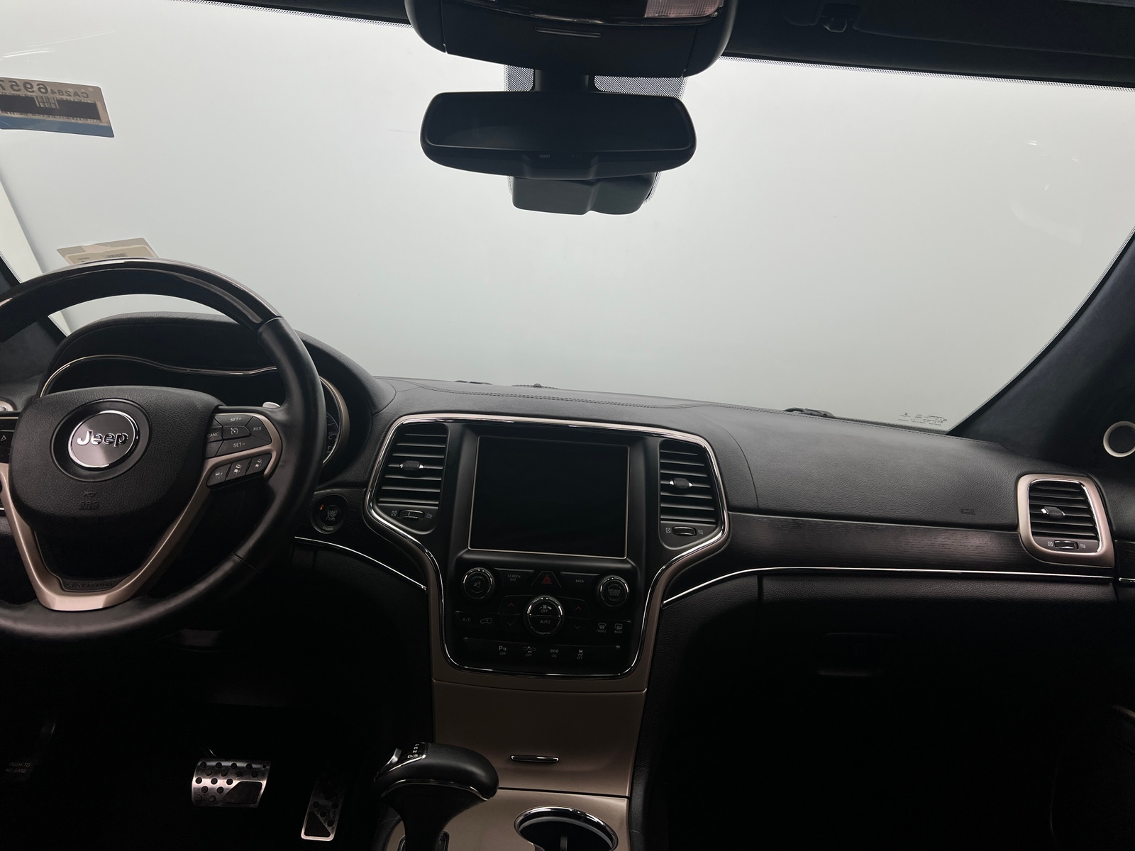 Thumbnail: 2015 Jeep Grand Cherokee - 2