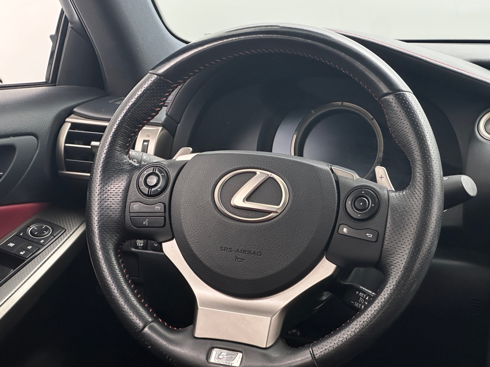 Thumbnail: 2015 Lexus IS - 4