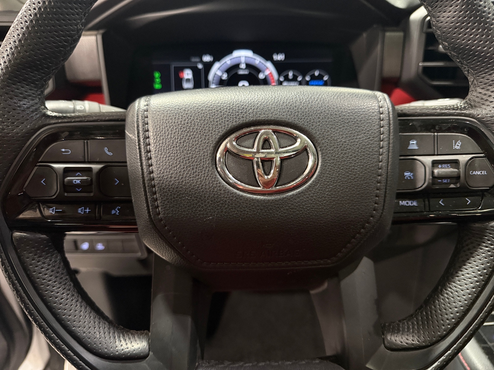 Thumbnail: 2022 Toyota Tundra - 4