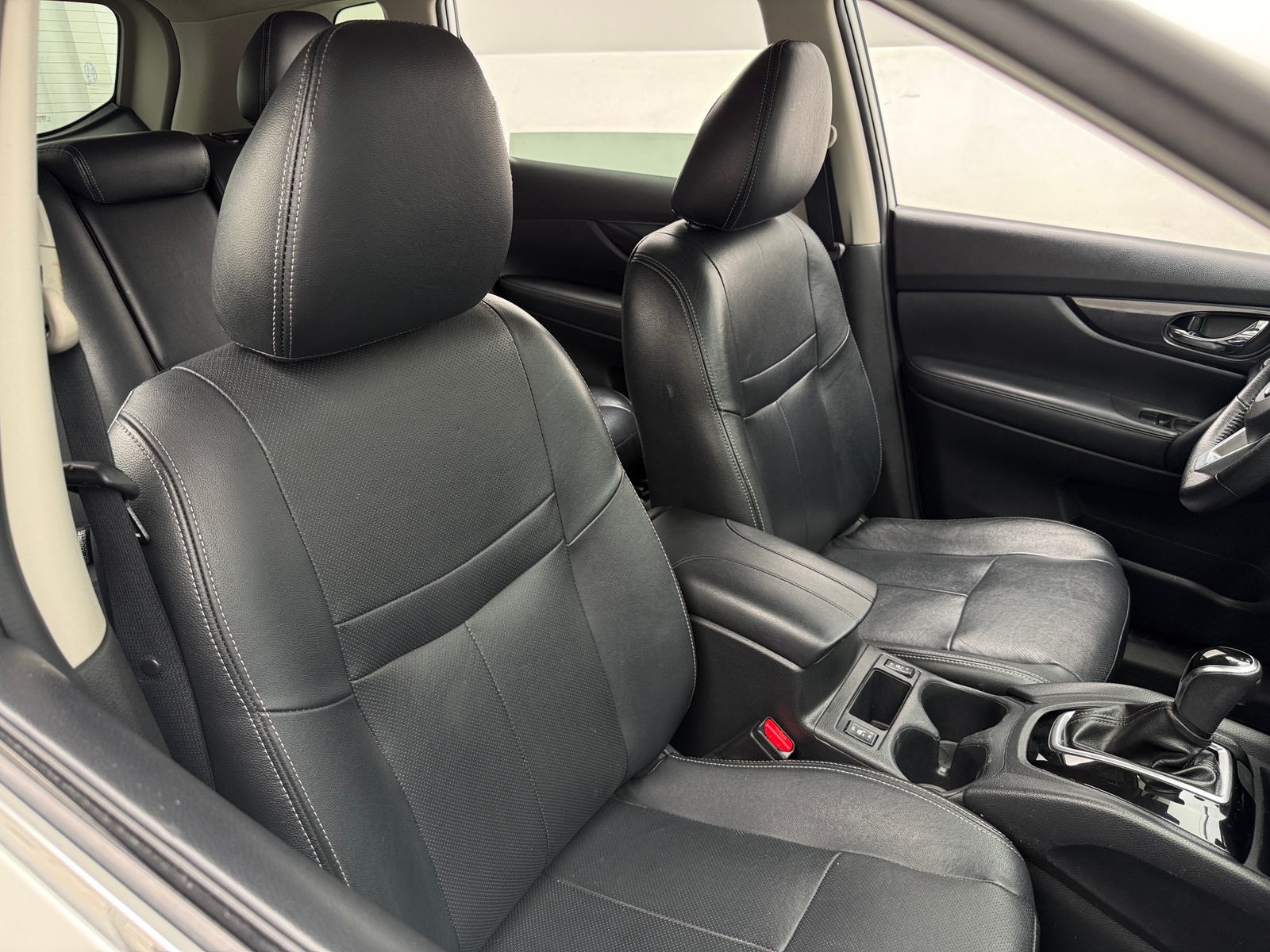 Thumbnail: 2019 Nissan Rogue - 2