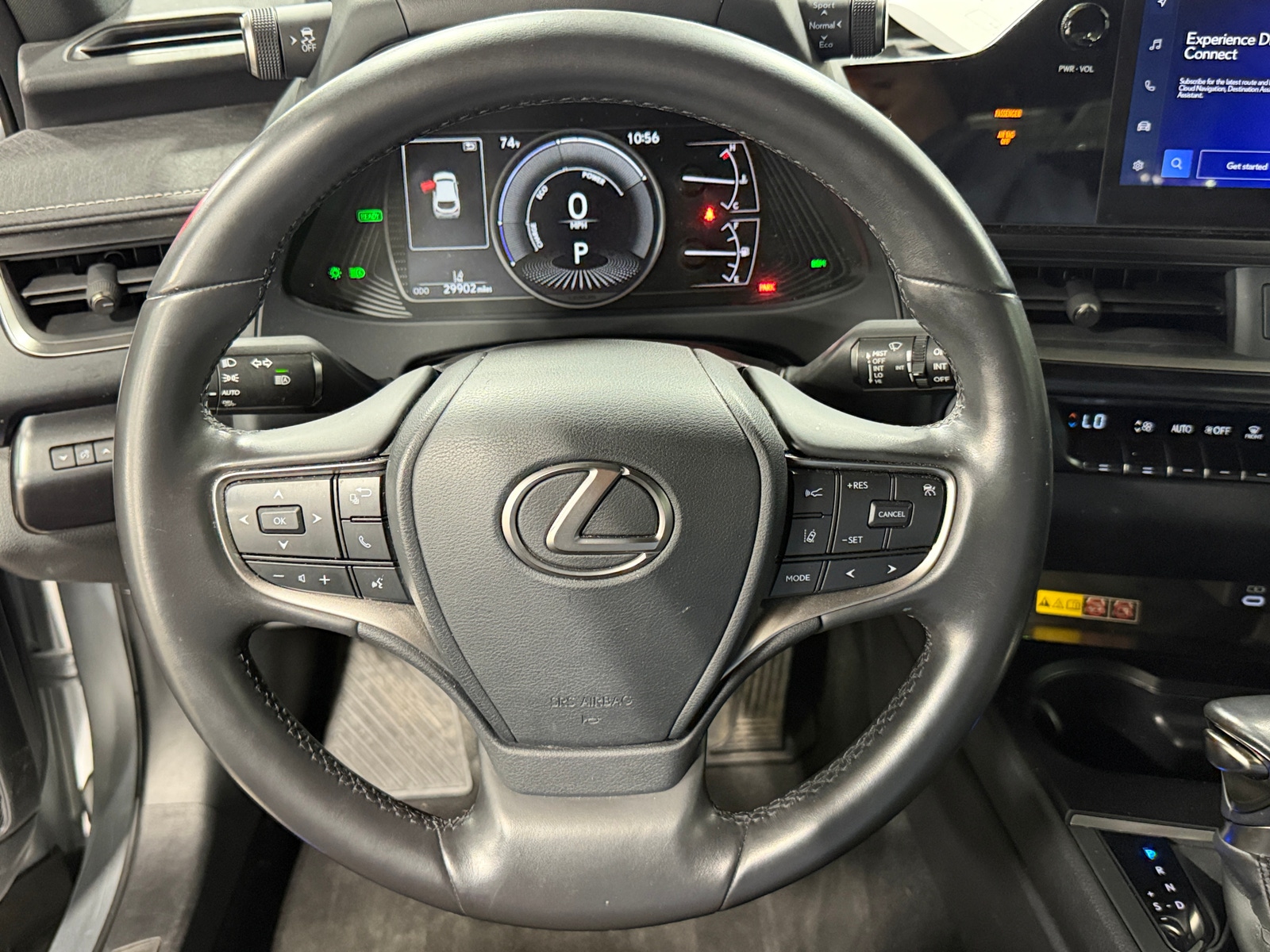 Thumbnail: 2023 Lexus UX - 4