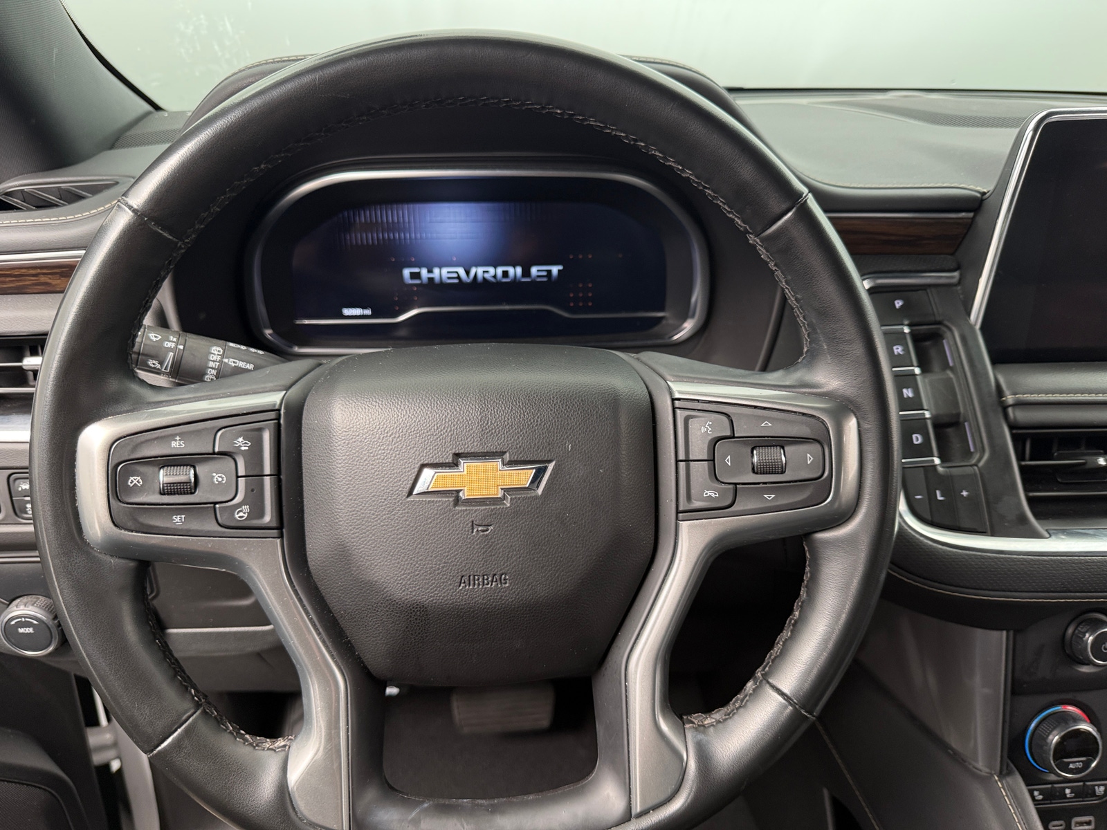 Thumbnail: 2024 Chevrolet Suburban - 4