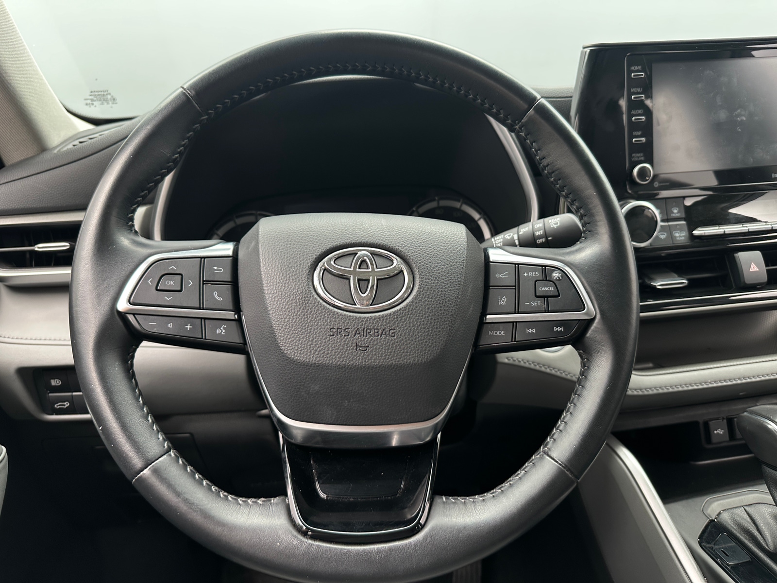 Thumbnail: 2021 Toyota Highlander - 4
