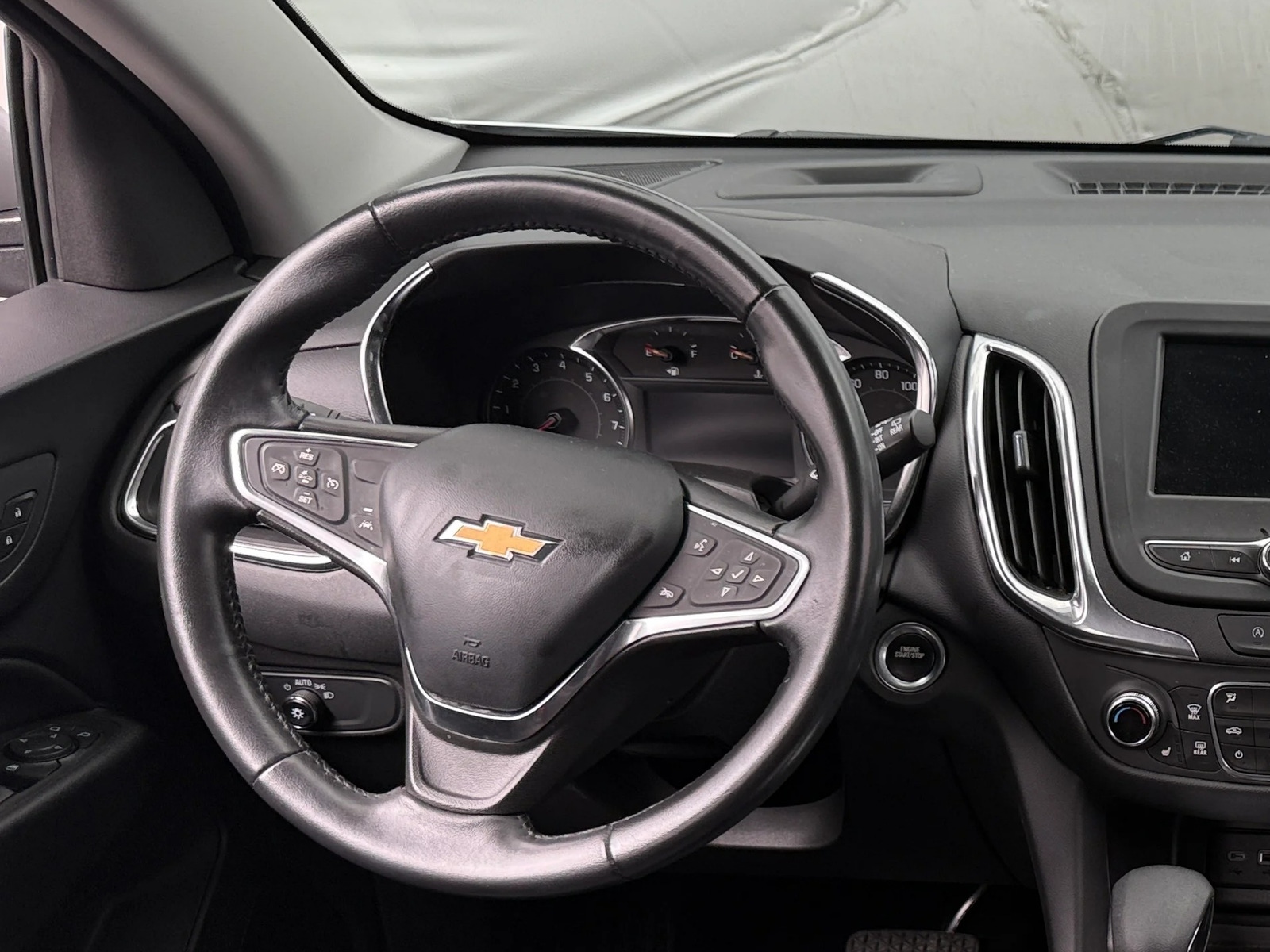 Thumbnail: 2022 Chevrolet Equinox - 5
