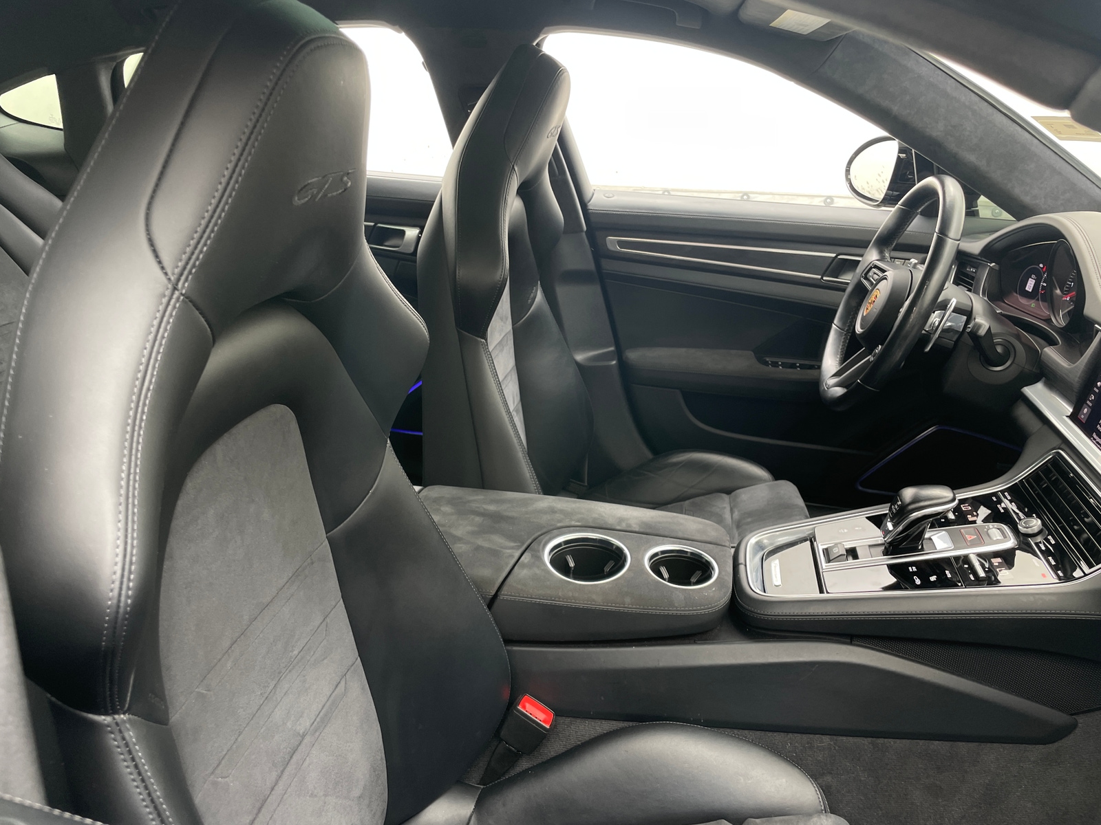 Thumbnail: 2021 Porsche Panamera - 2