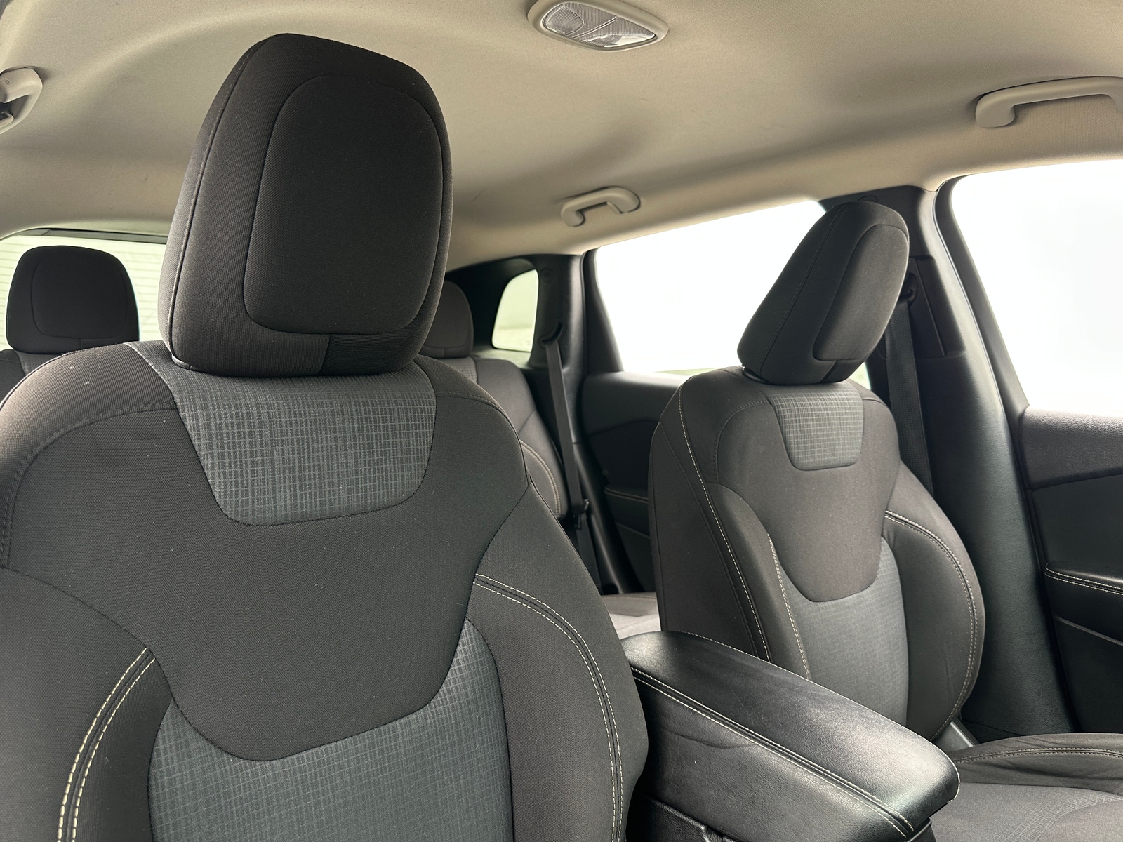 Thumbnail: 2016 Jeep Cherokee - 2
