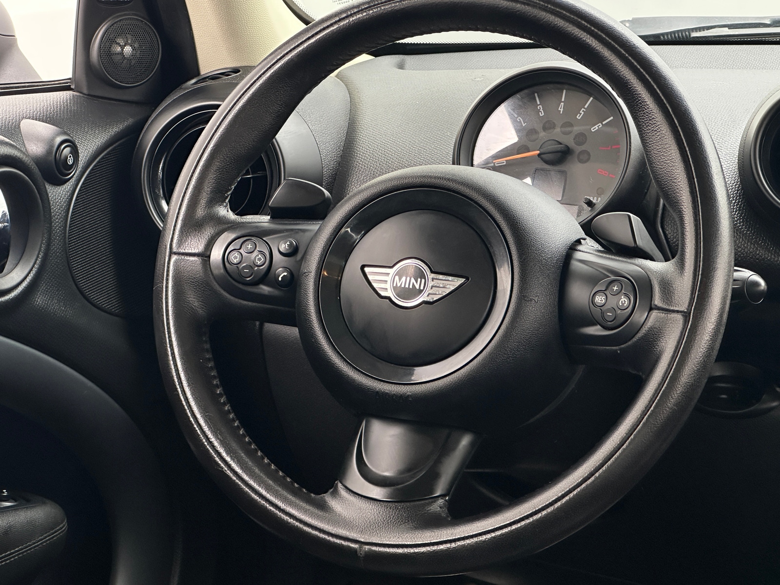 Thumbnail: 2016 MINI Cooper Countryman - 4