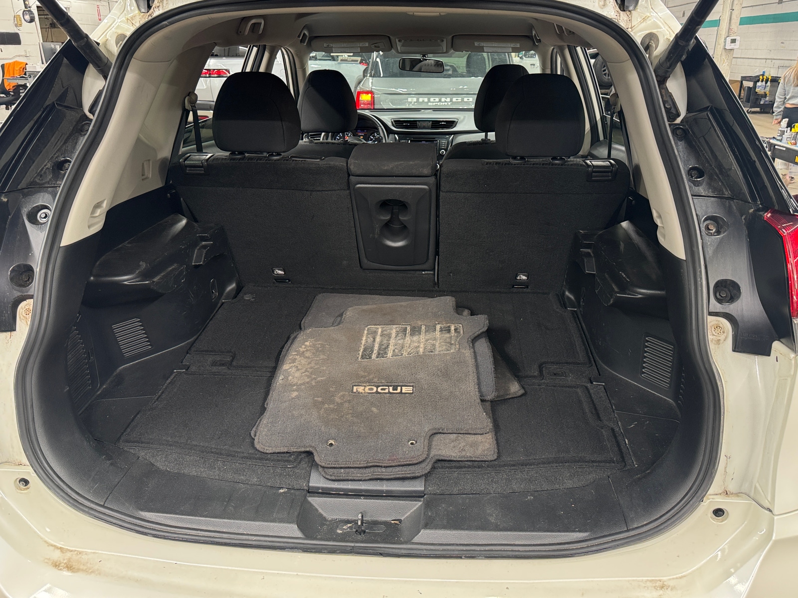Thumbnail: 2018 Nissan Rogue - 7